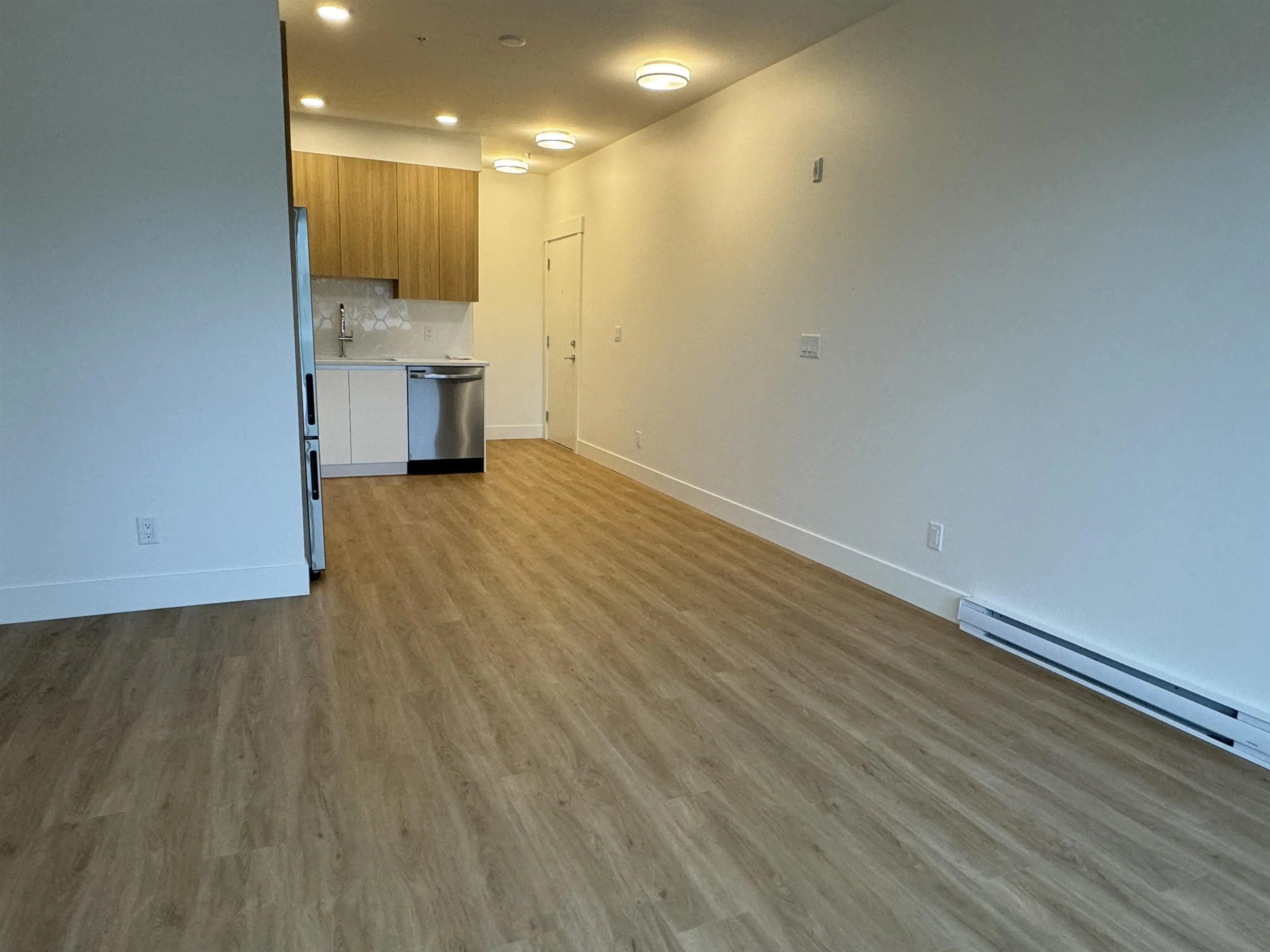 204 11907 223 St