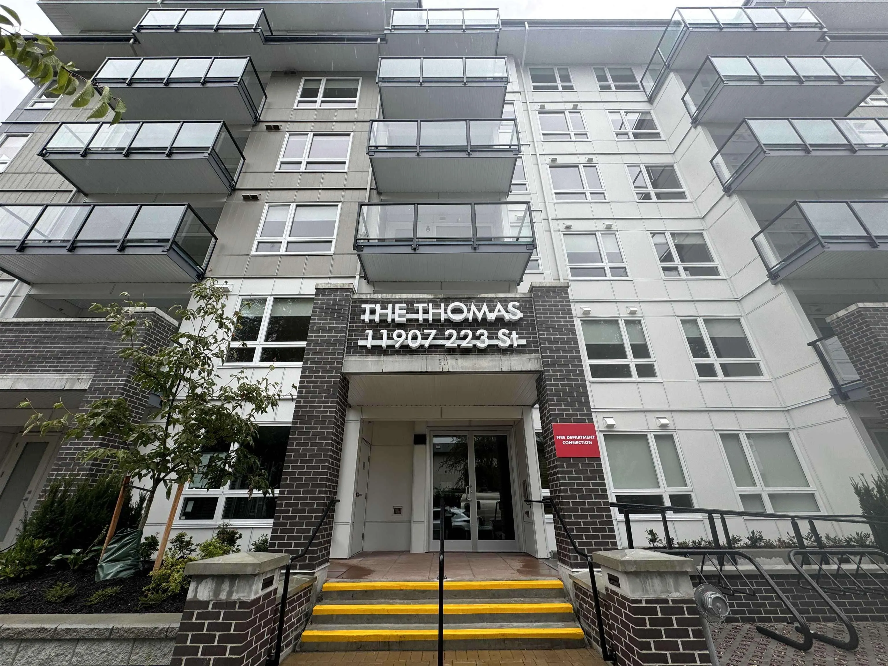 204 11907 223 St