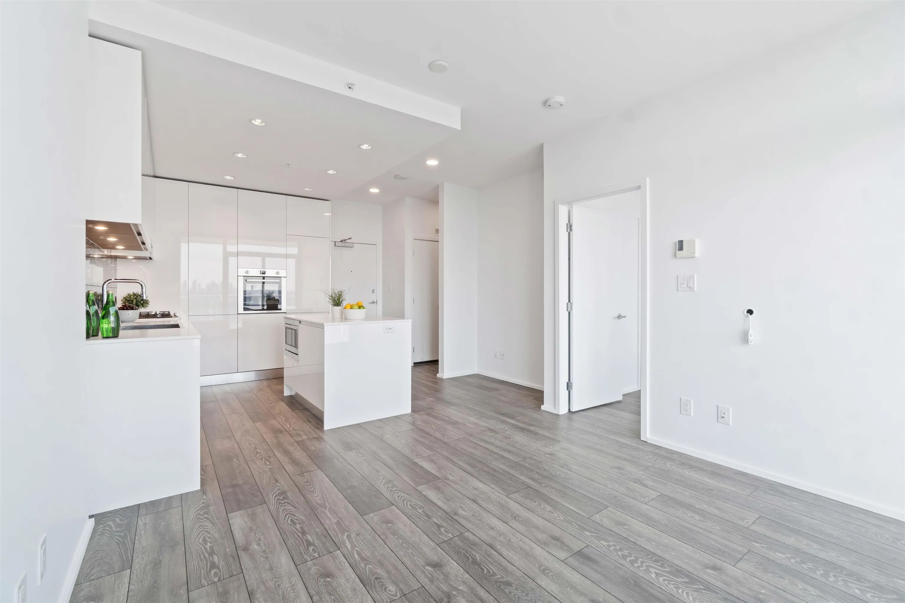 3103 4650 Brentwood Boulevard