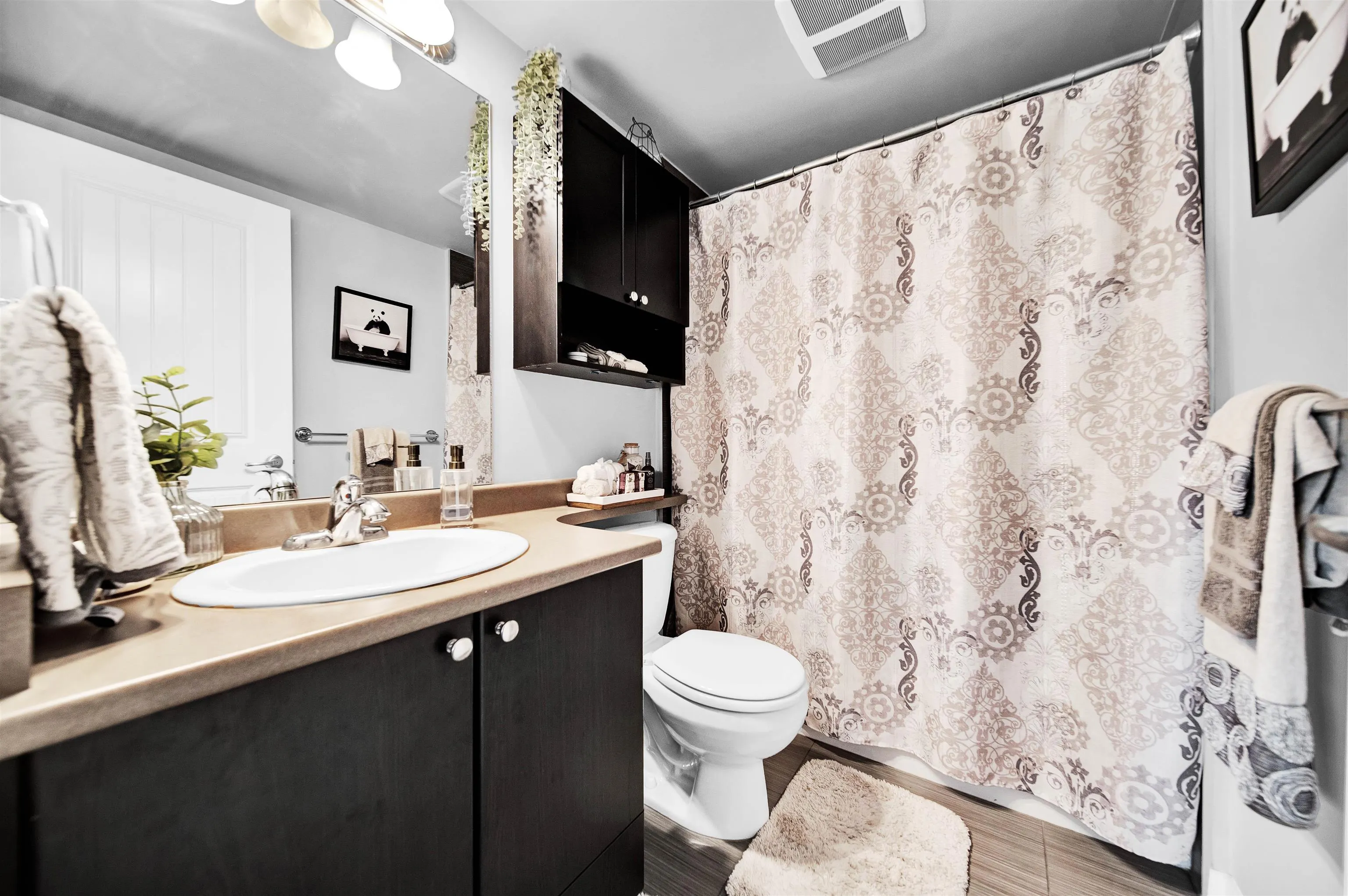 209 2955 Diamond Crescent