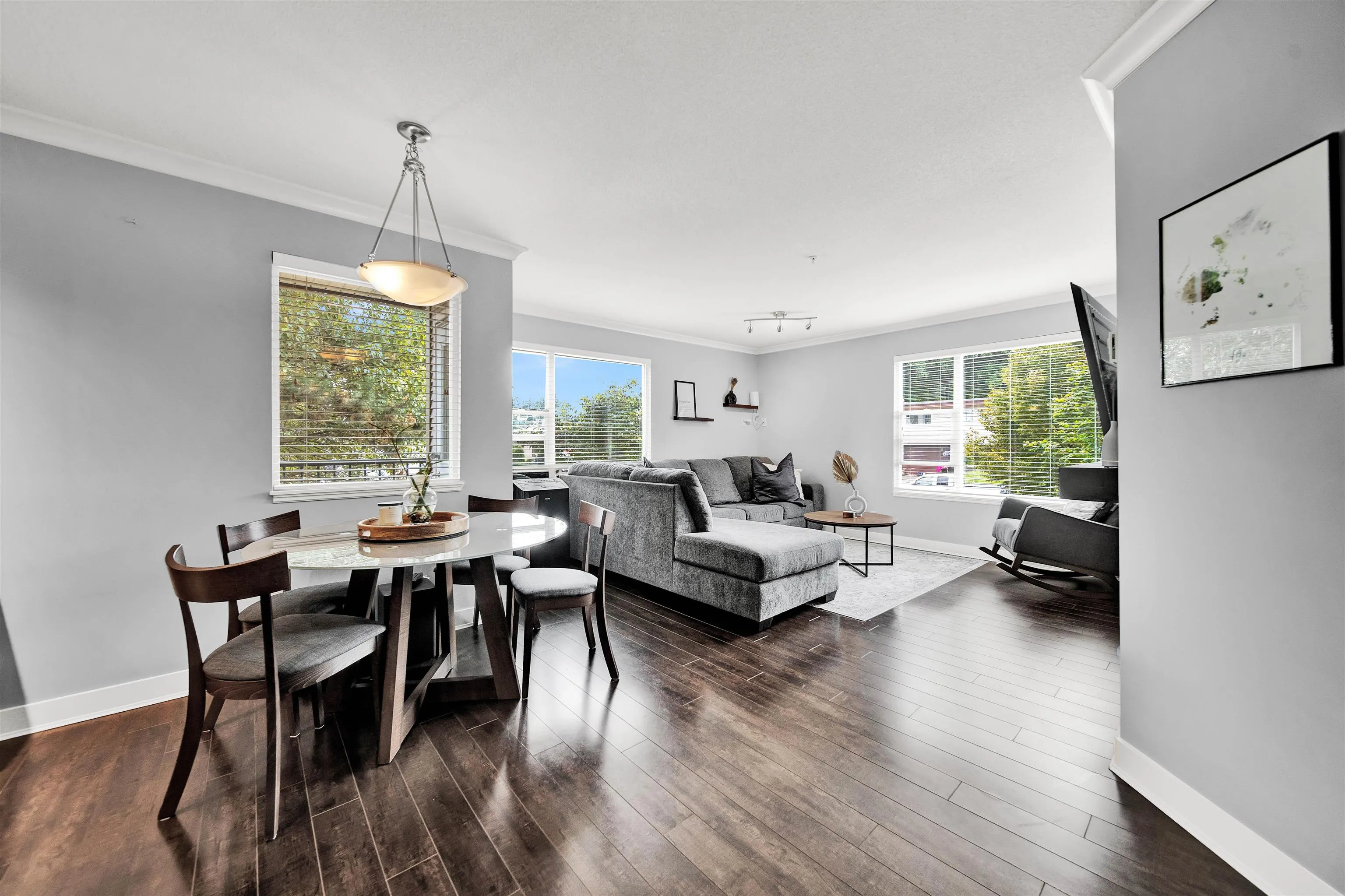 209 2955 Diamond Crescent
