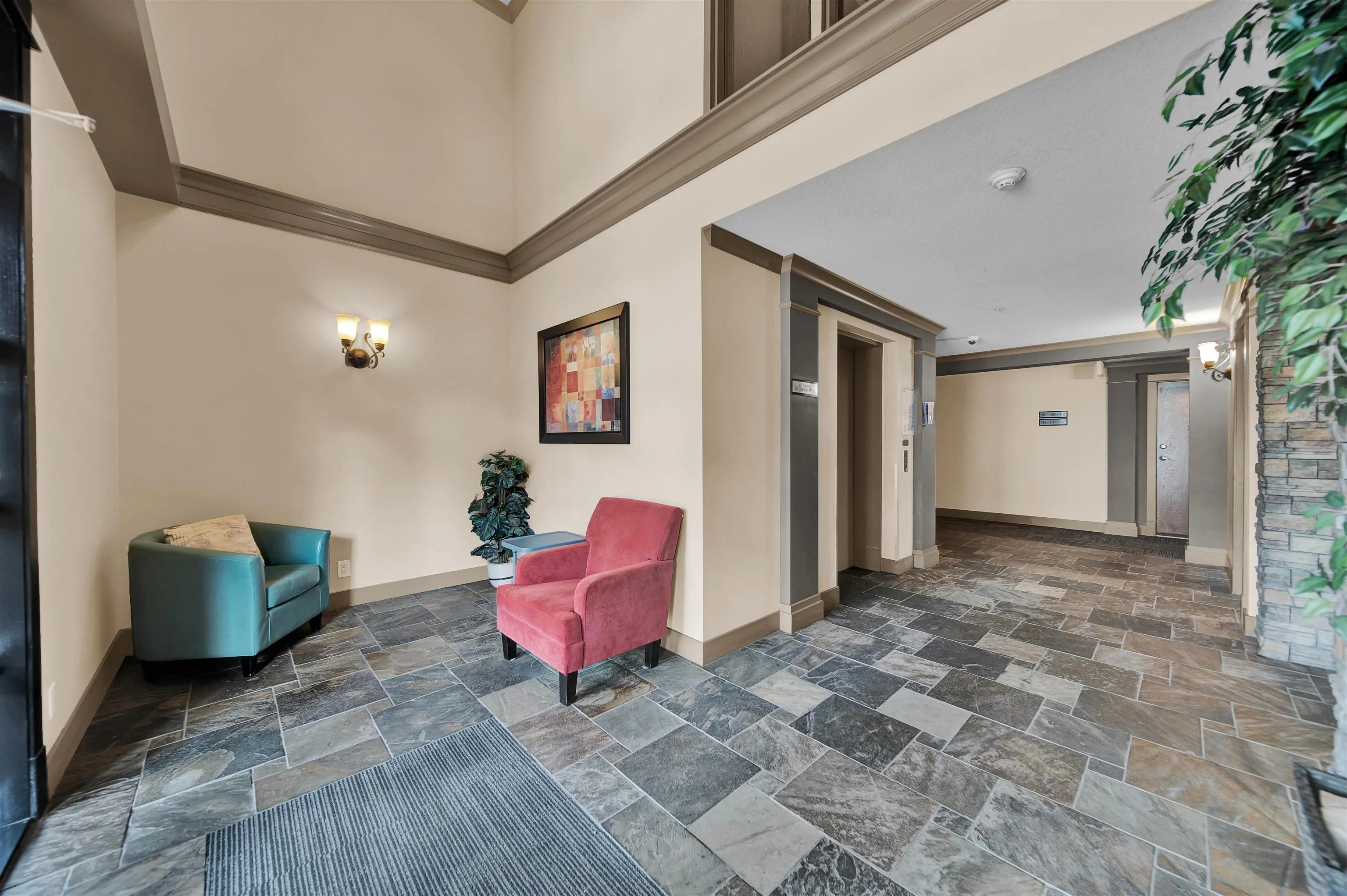 209 2955 Diamond Crescent