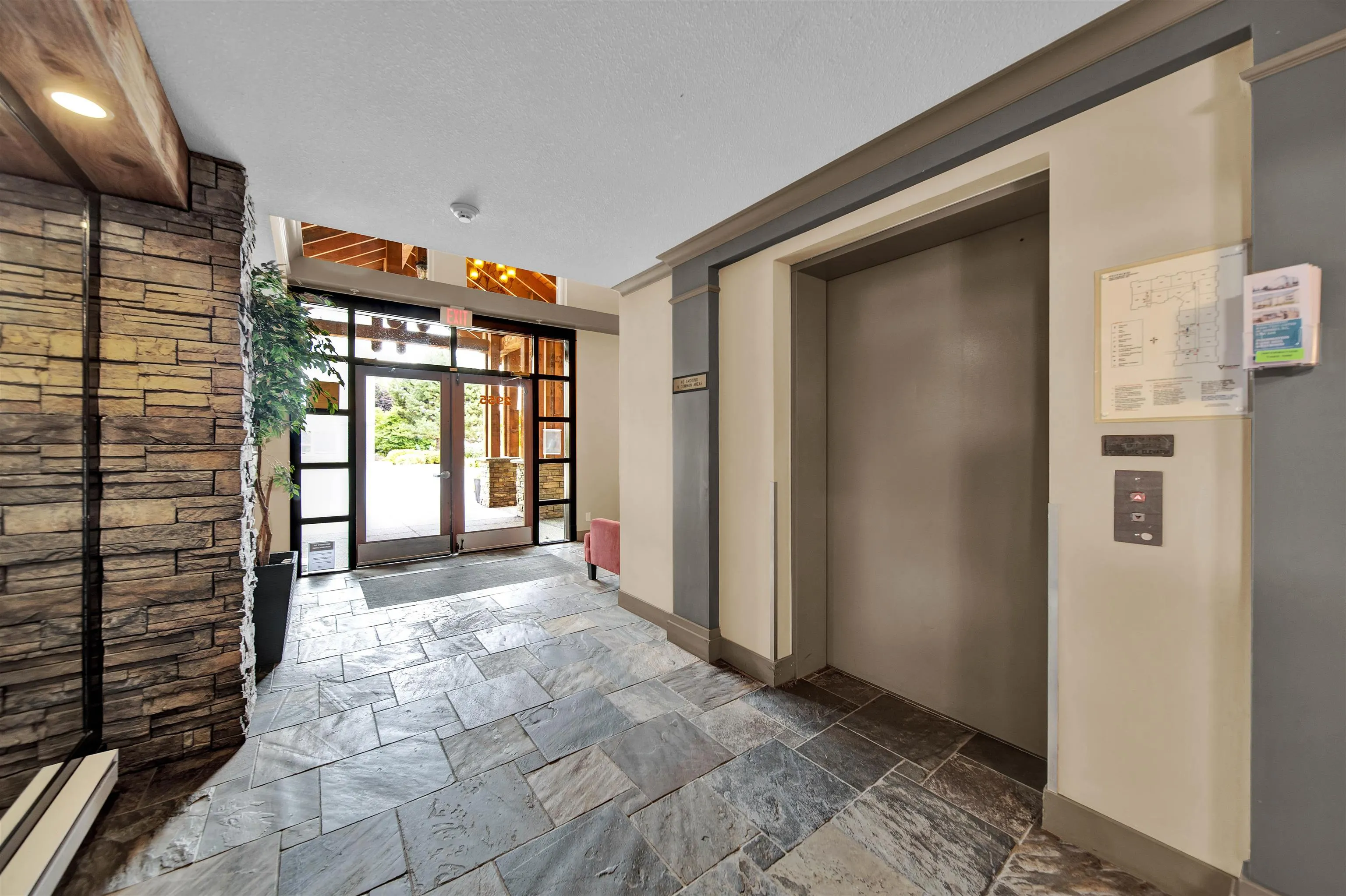 209 2955 Diamond Crescent