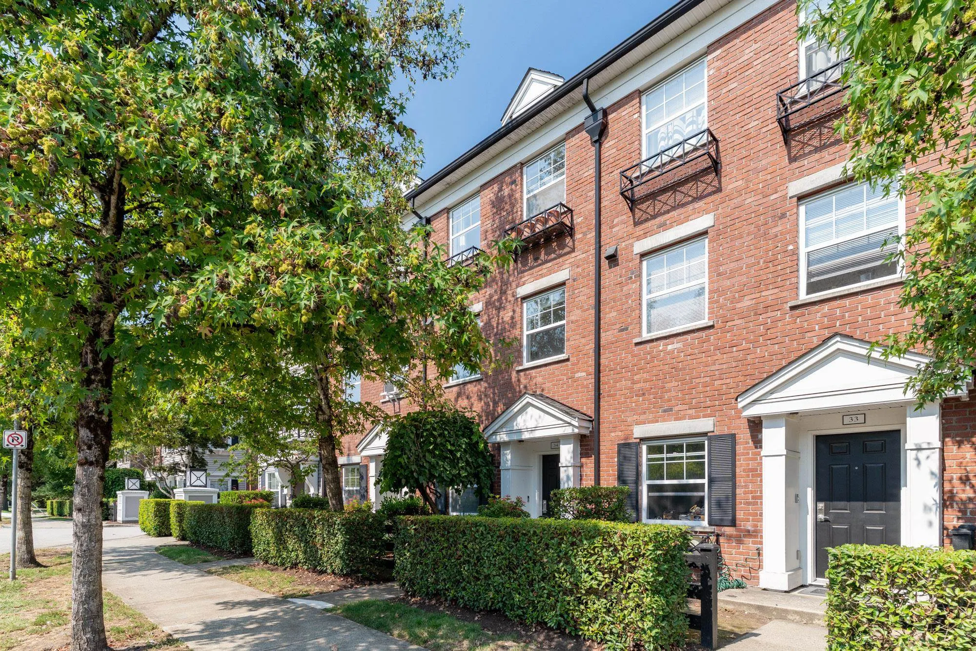 34 11067 Barnston View Road