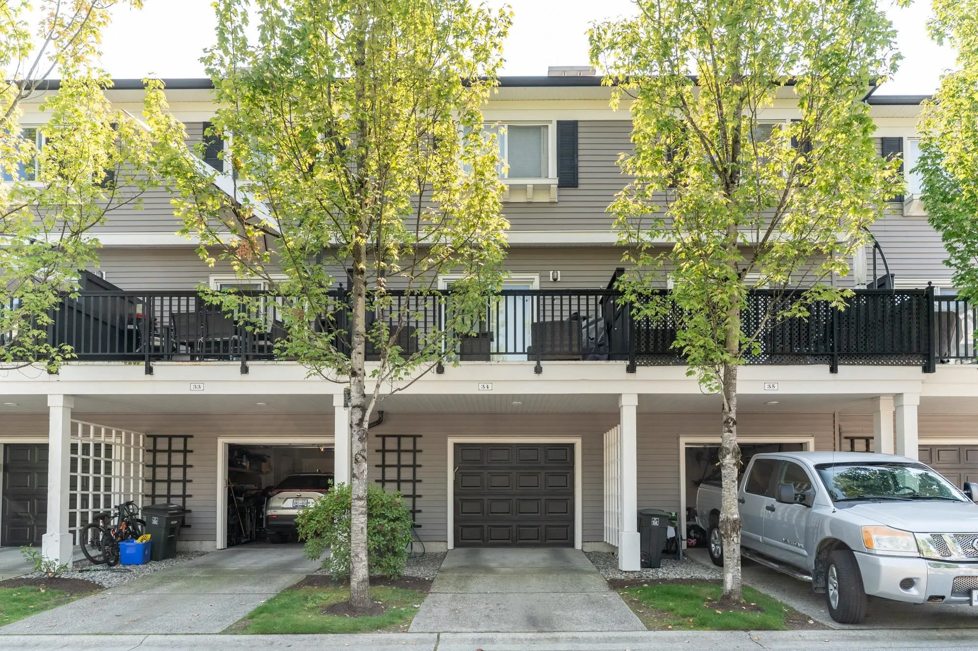 34 11067 Barnston View Road