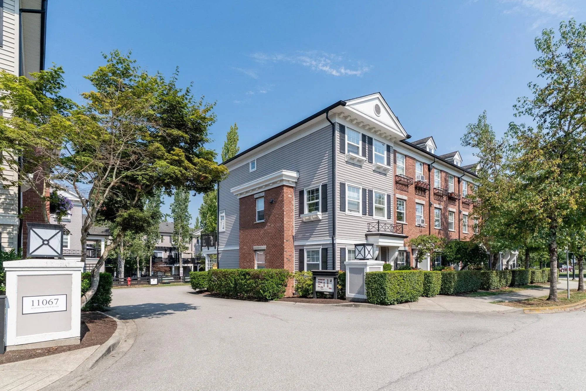 34 11067 Barnston View Road