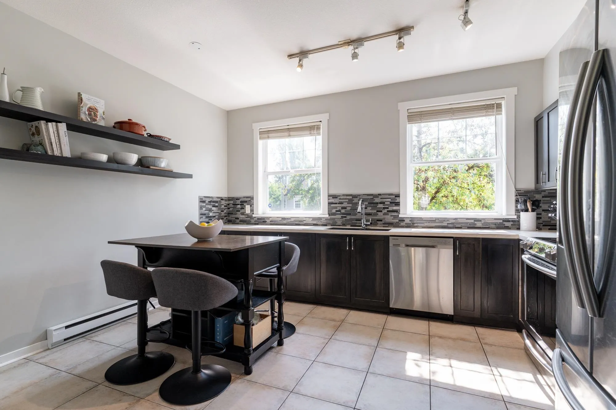 34 11067 Barnston View Road