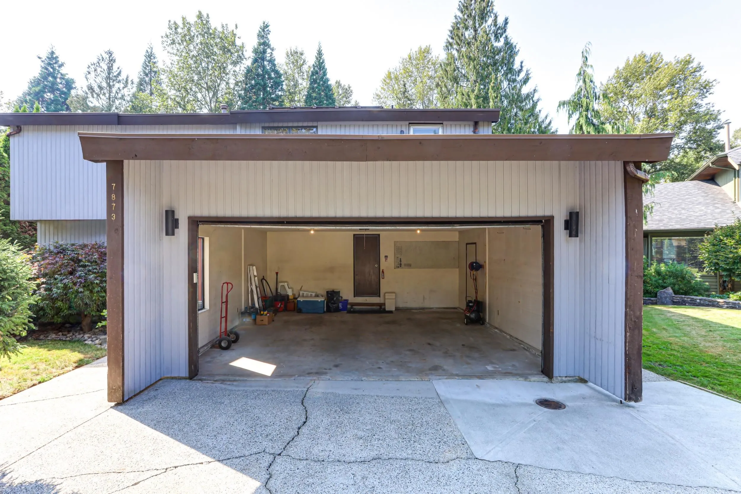 7873 Woodhurst Drive