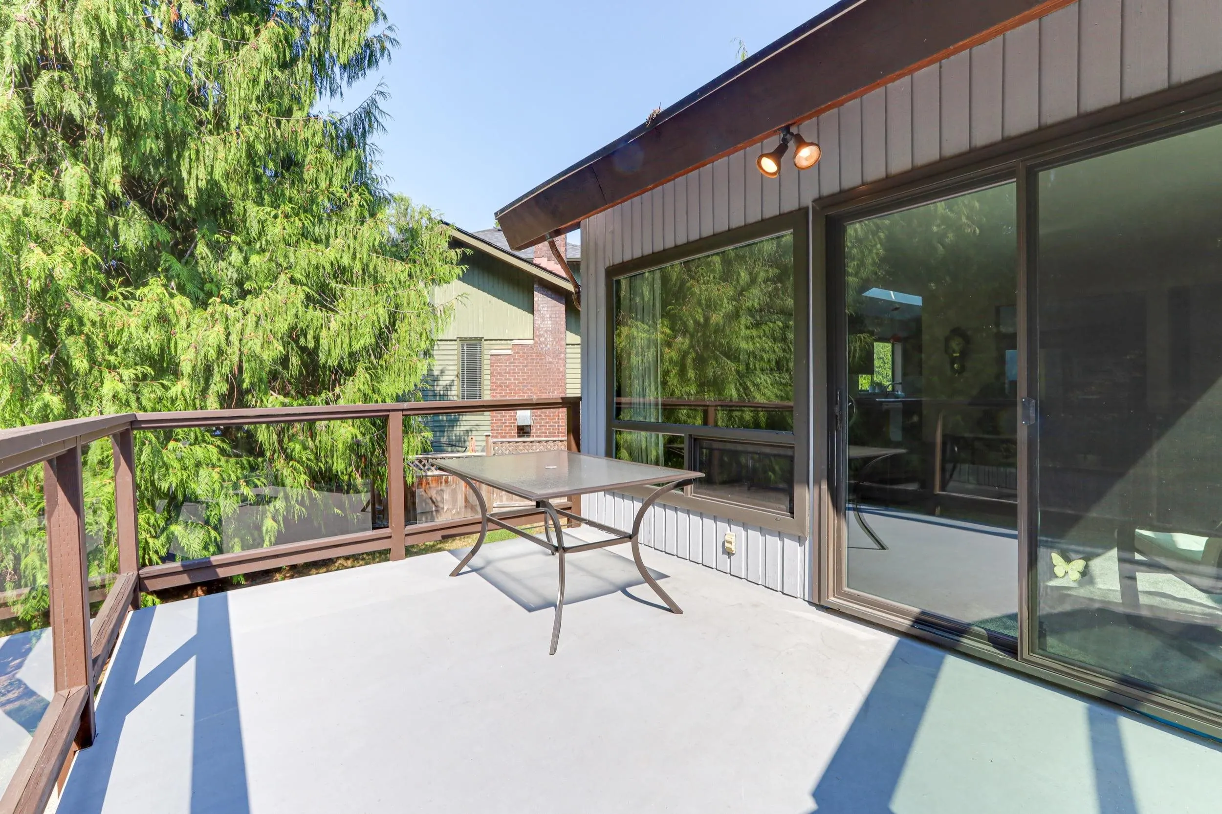 7873 Woodhurst Drive