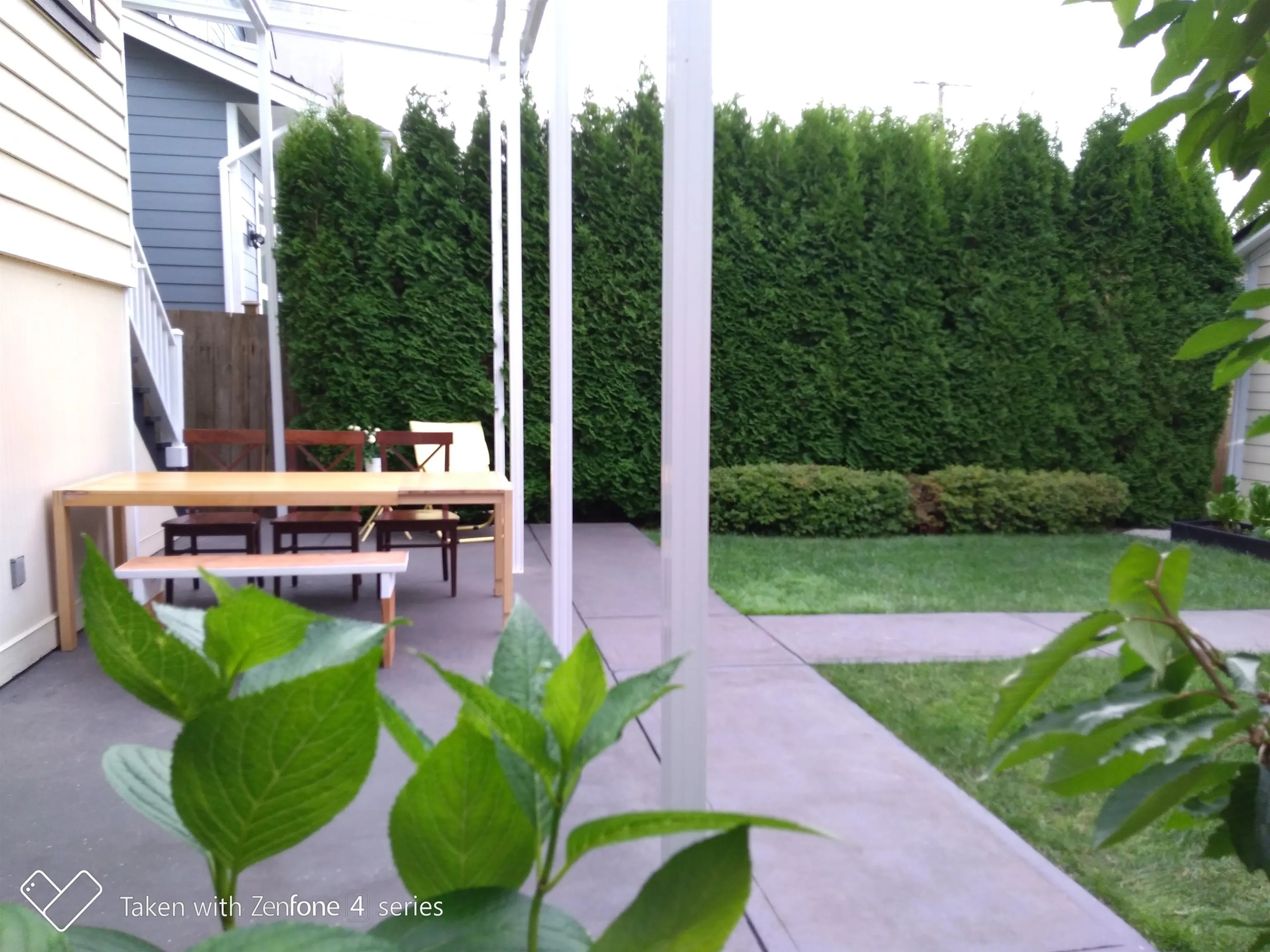 761 W 26th Avenue