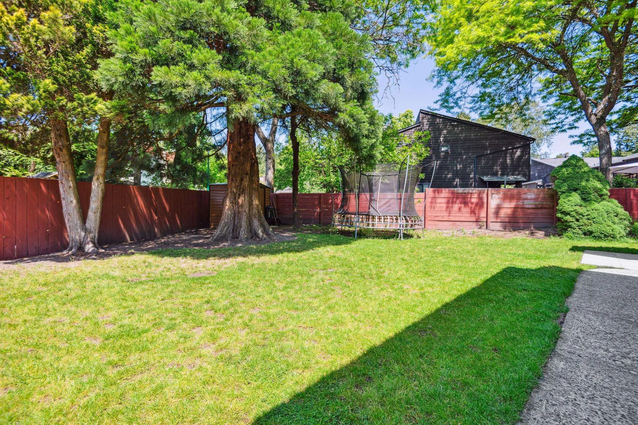7766 Munroe Crescent