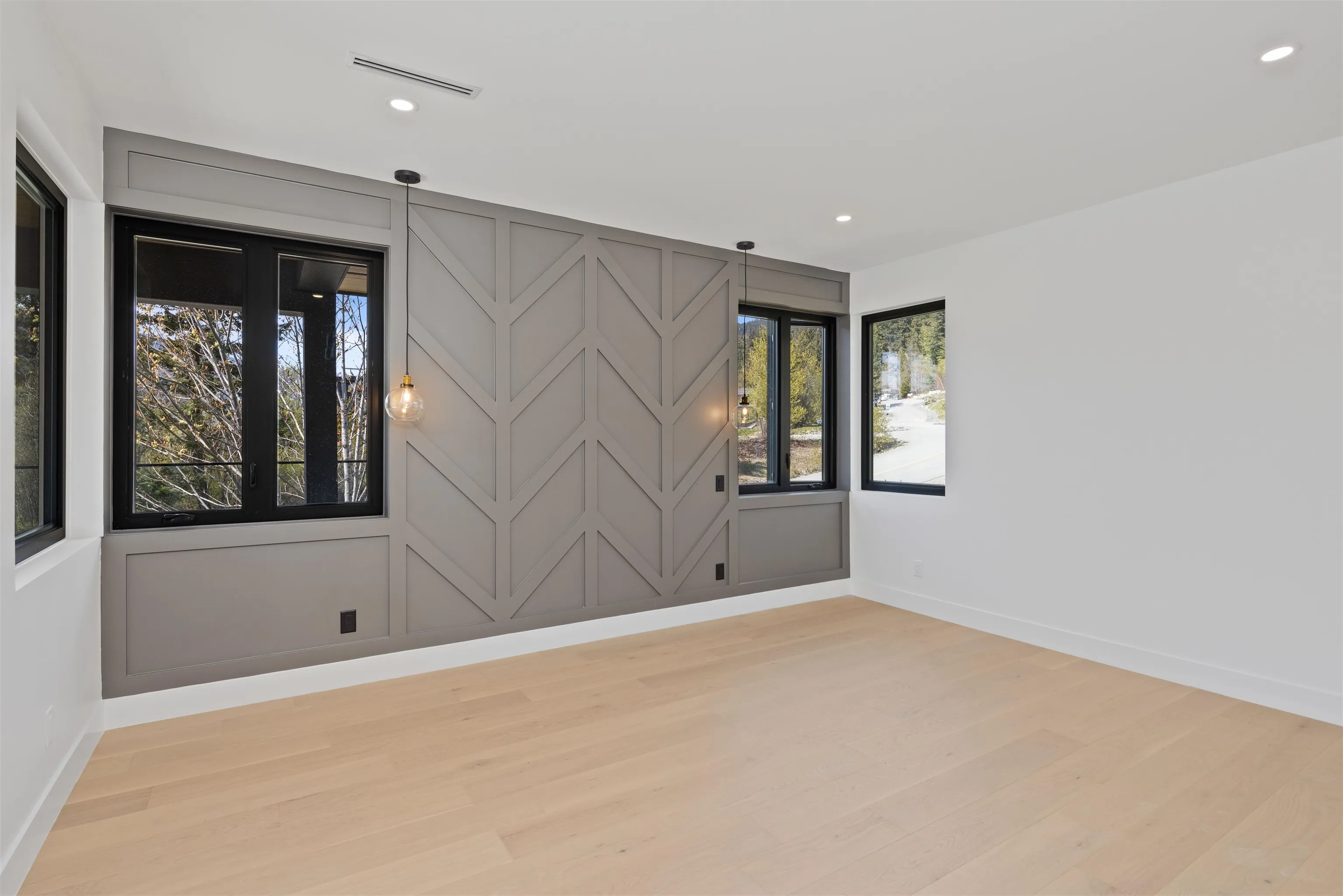 1608 Sisqa Peak Drive