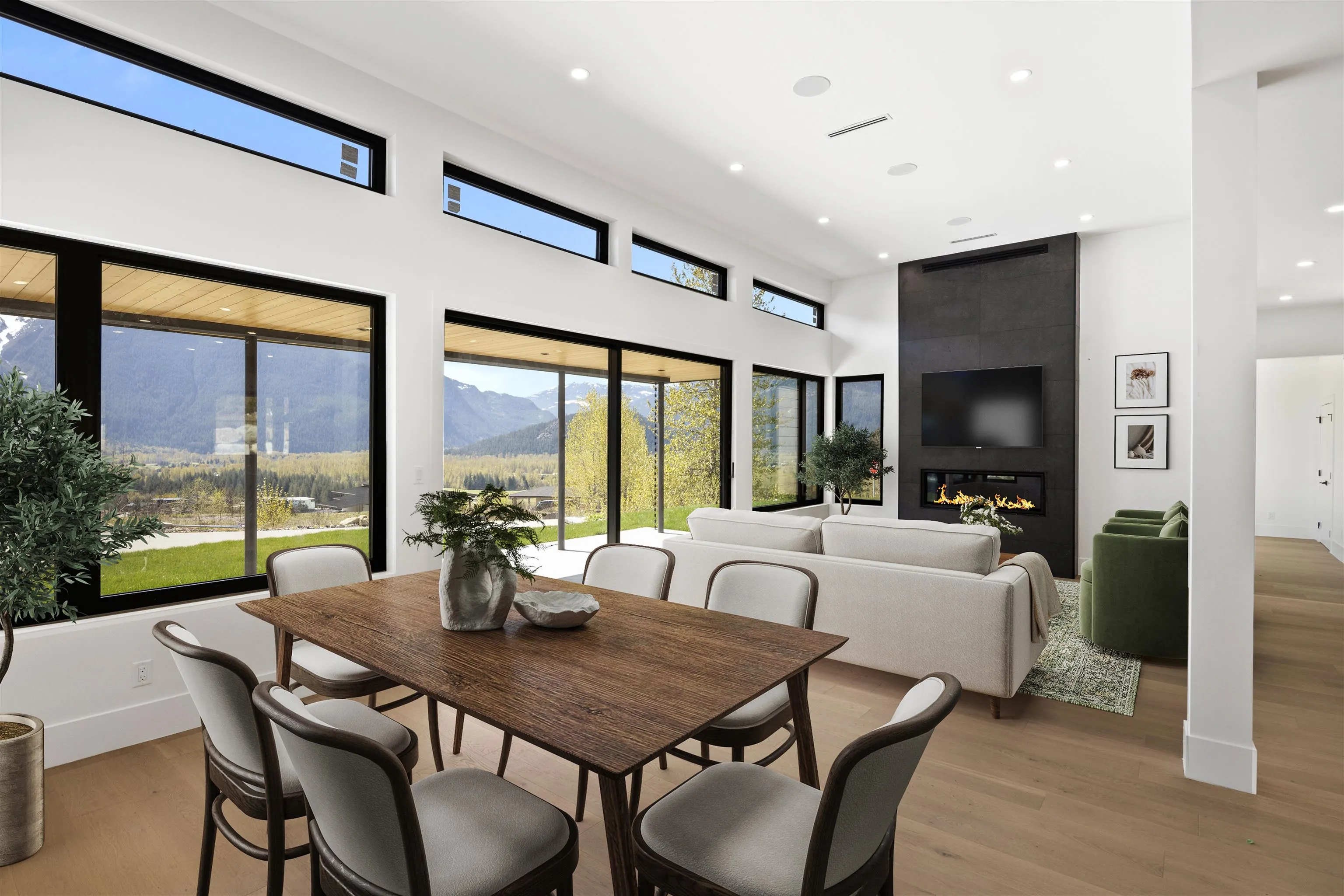 1608 Sisqa Peak Drive