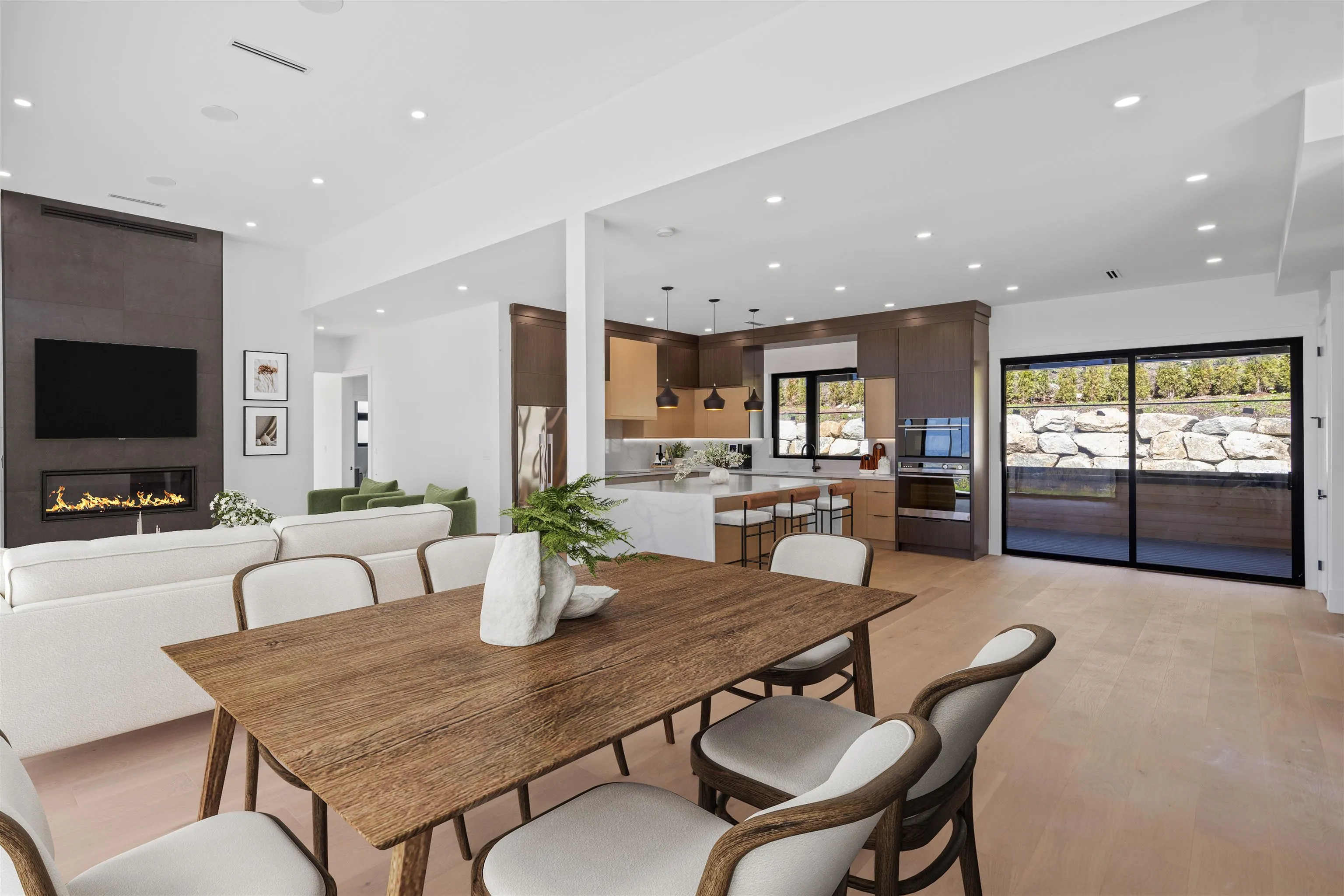 1608 Sisqa Peak Drive