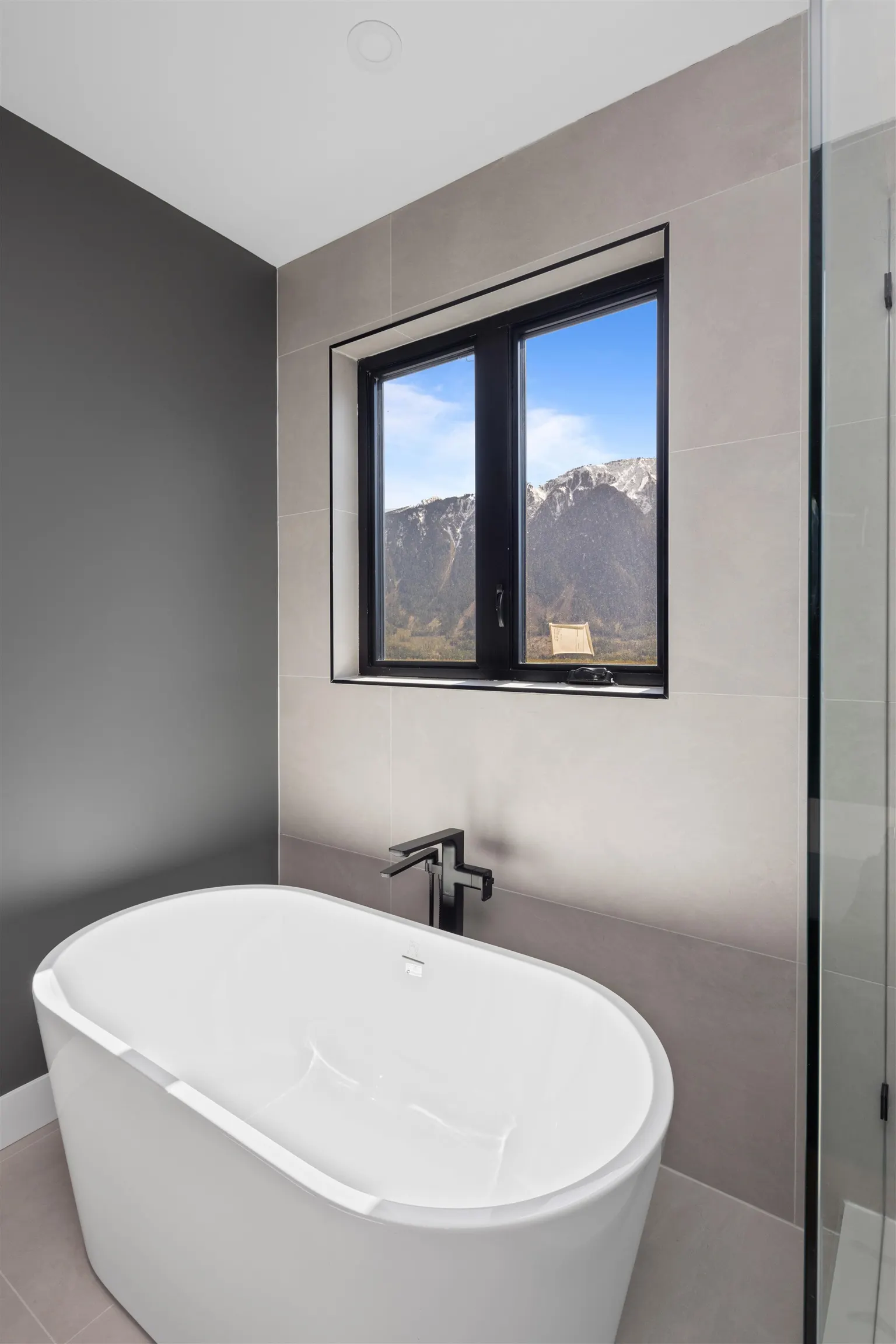 1608 Sisqa Peak Drive