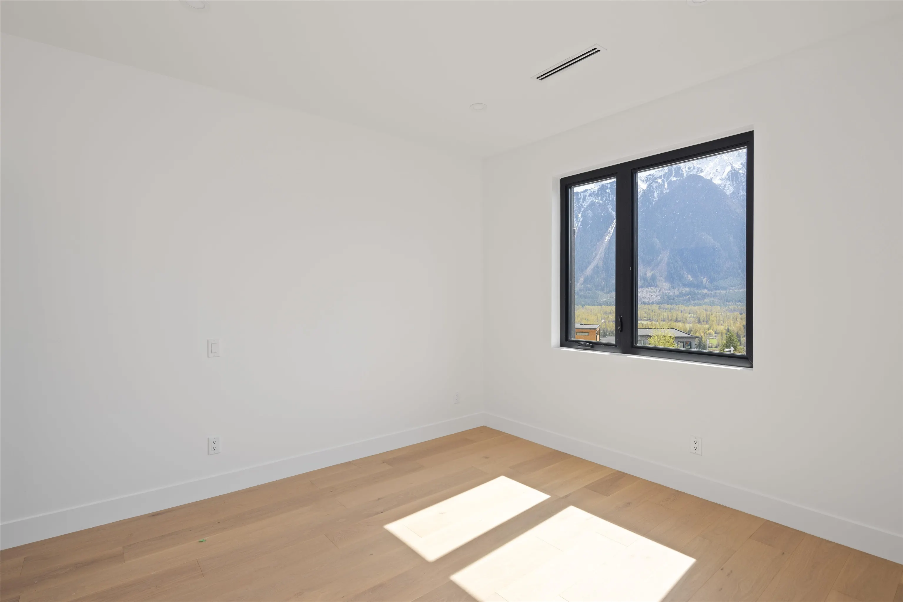 1608 Sisqa Peak Drive