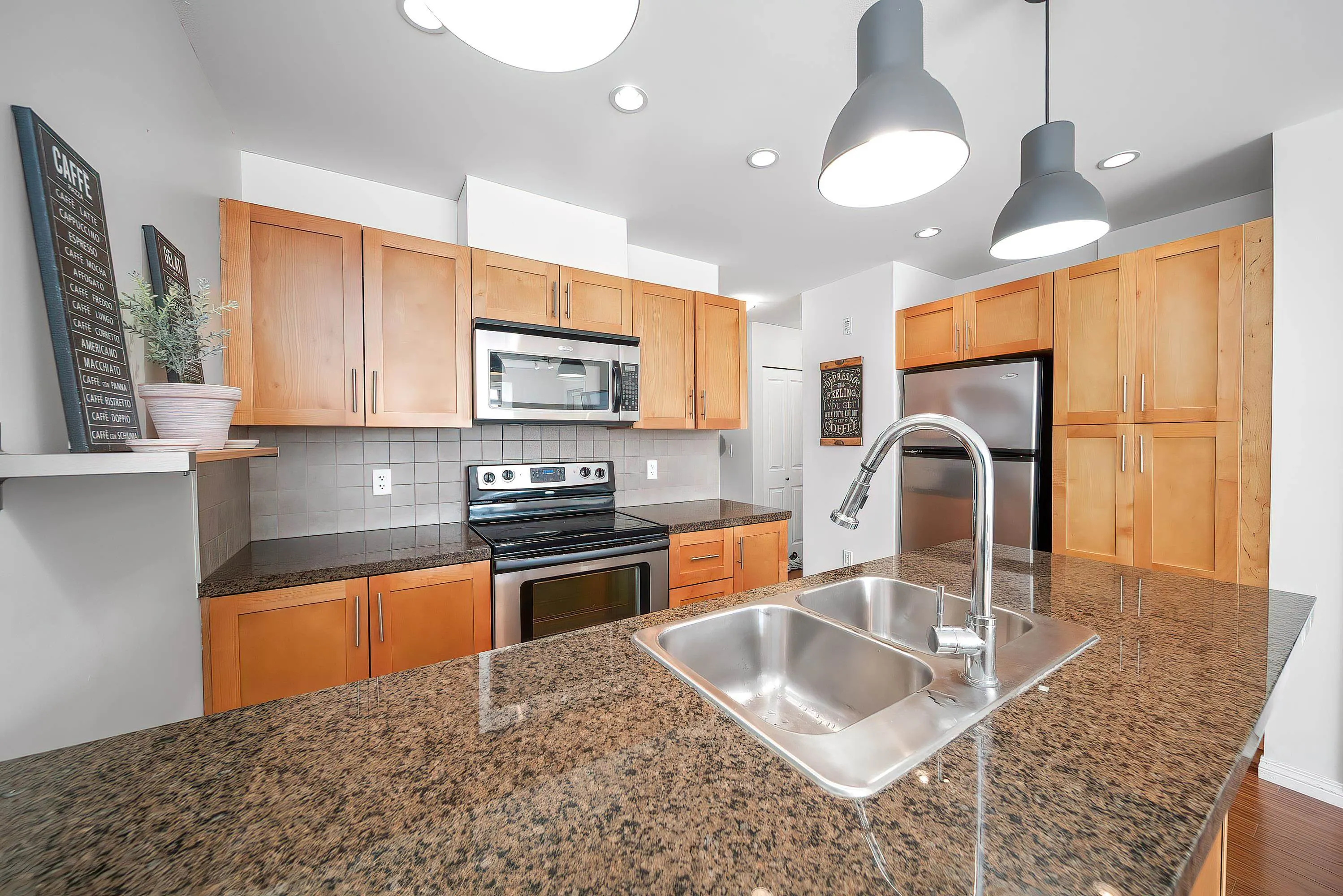 306 5000 Imperial Street