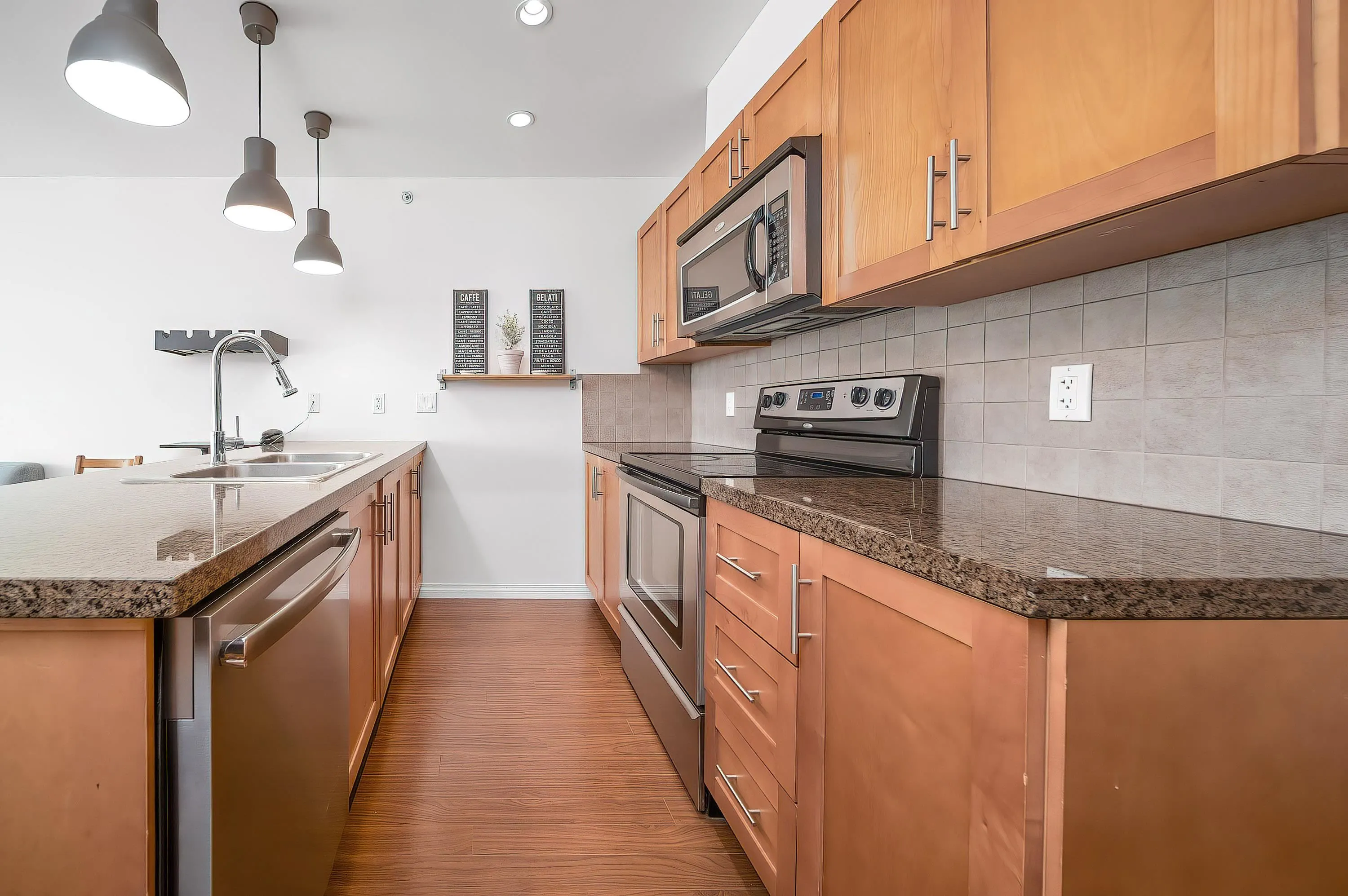 306 5000 Imperial Street