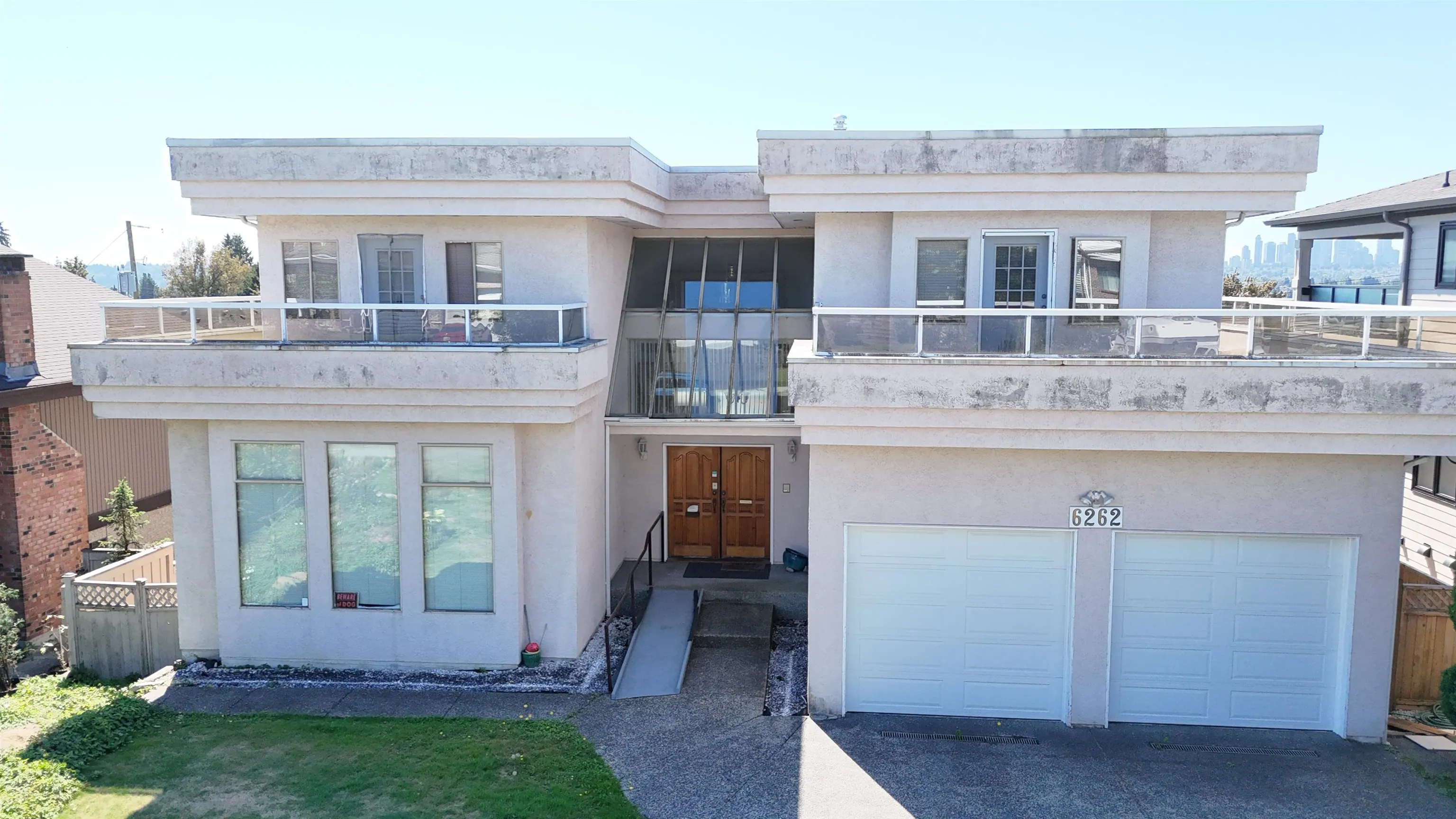 6262 Kitchener Street
