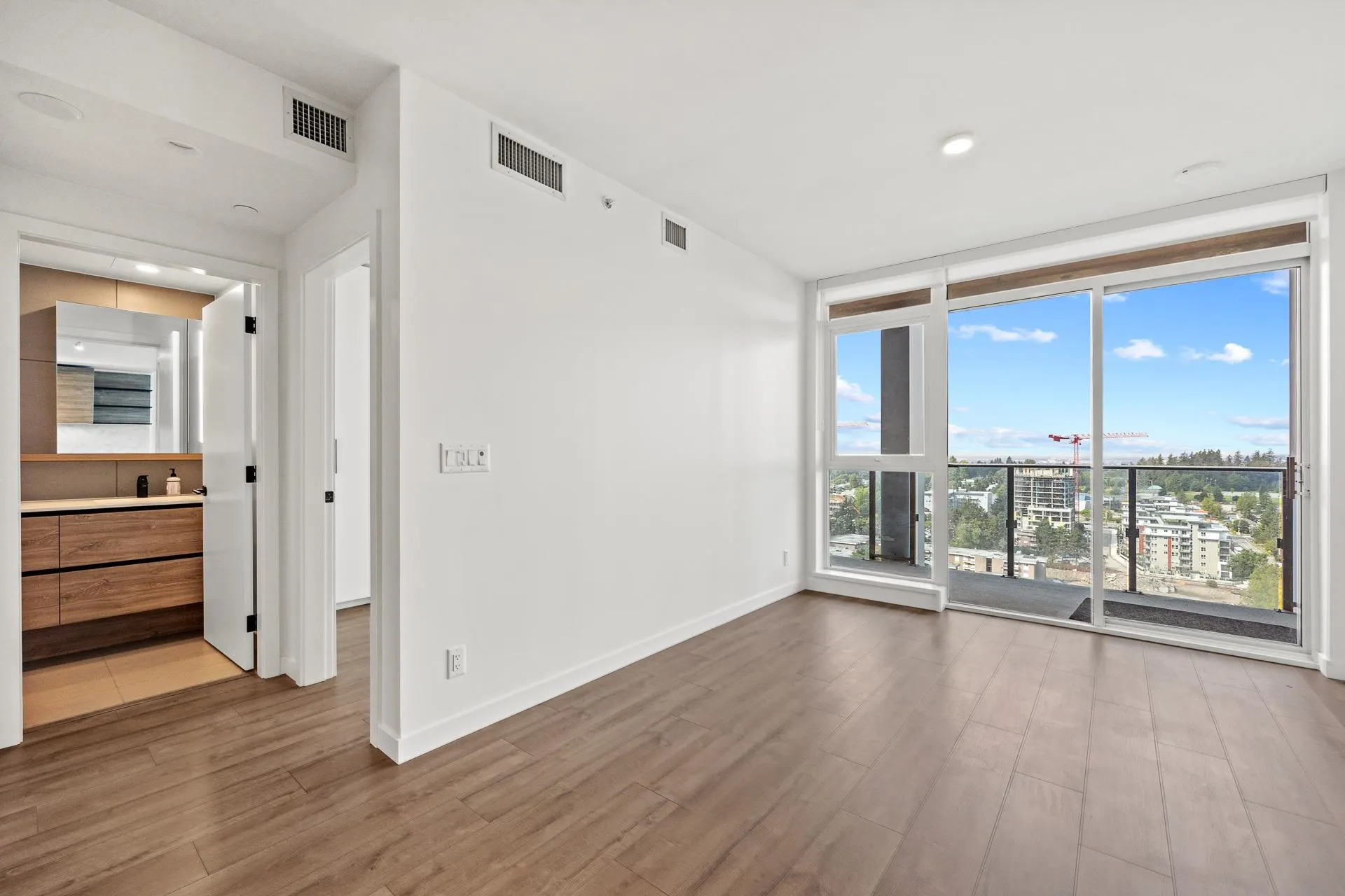 2011 13428 105 Avenue