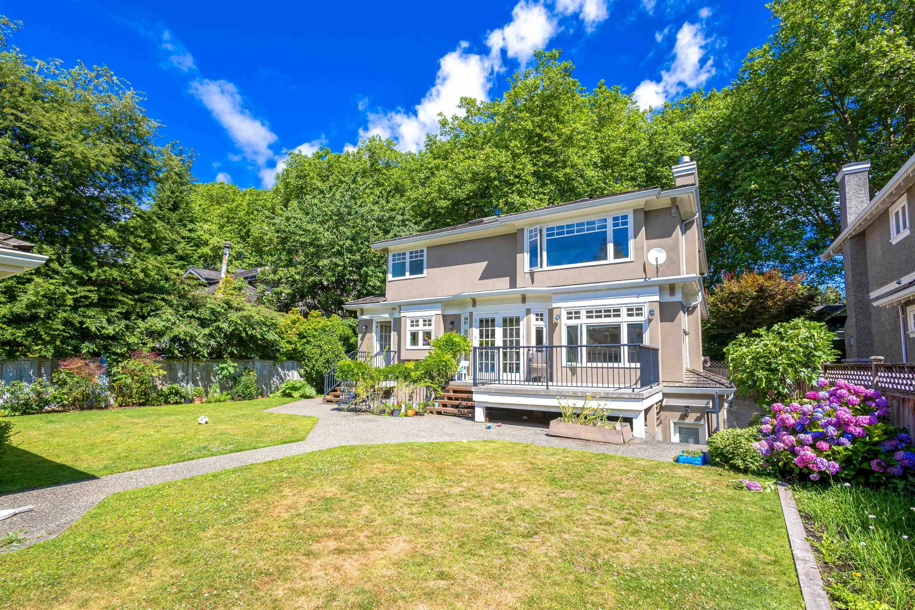 2350 W 36th Avenue