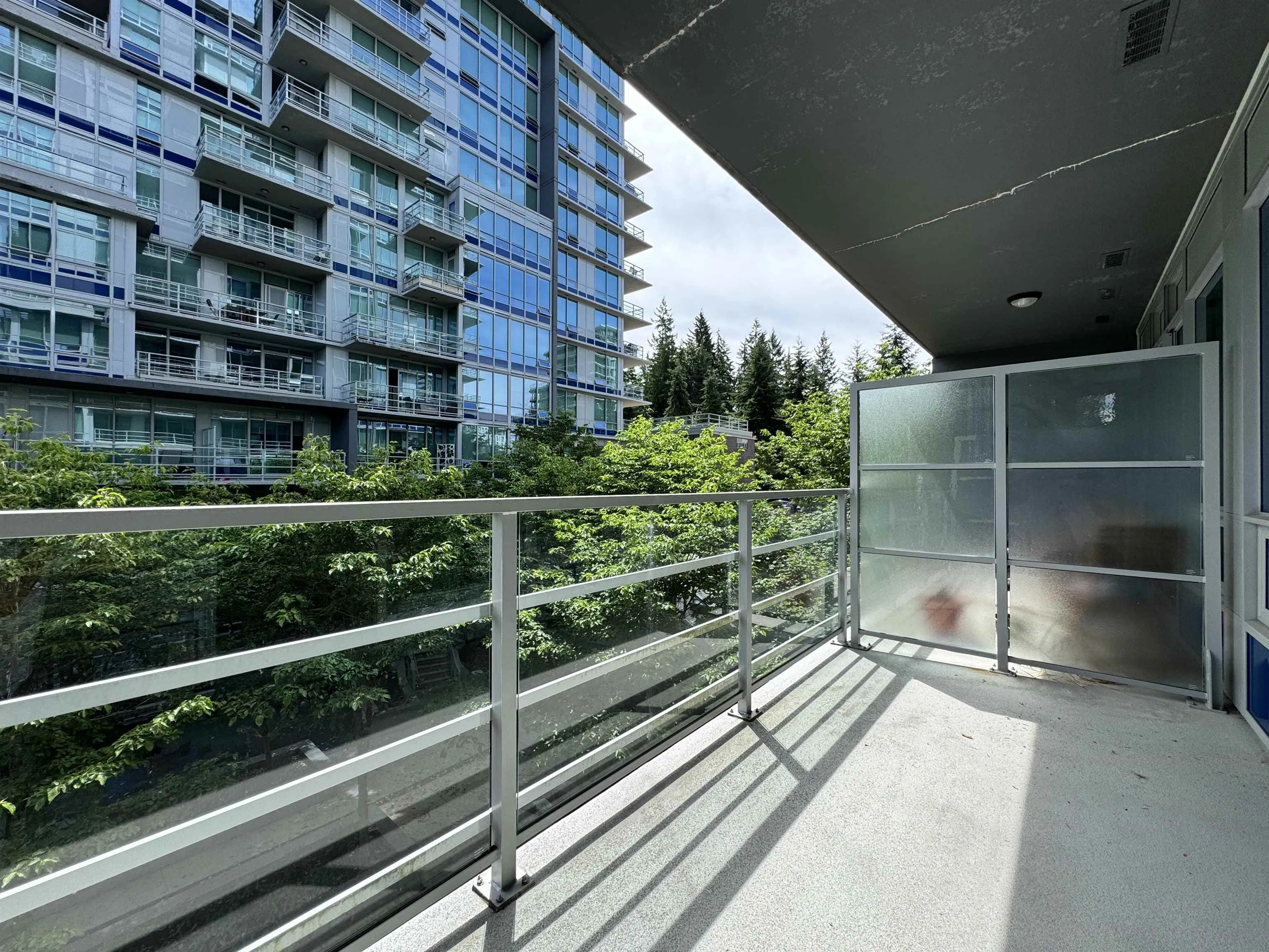 210 9060 University Crescent