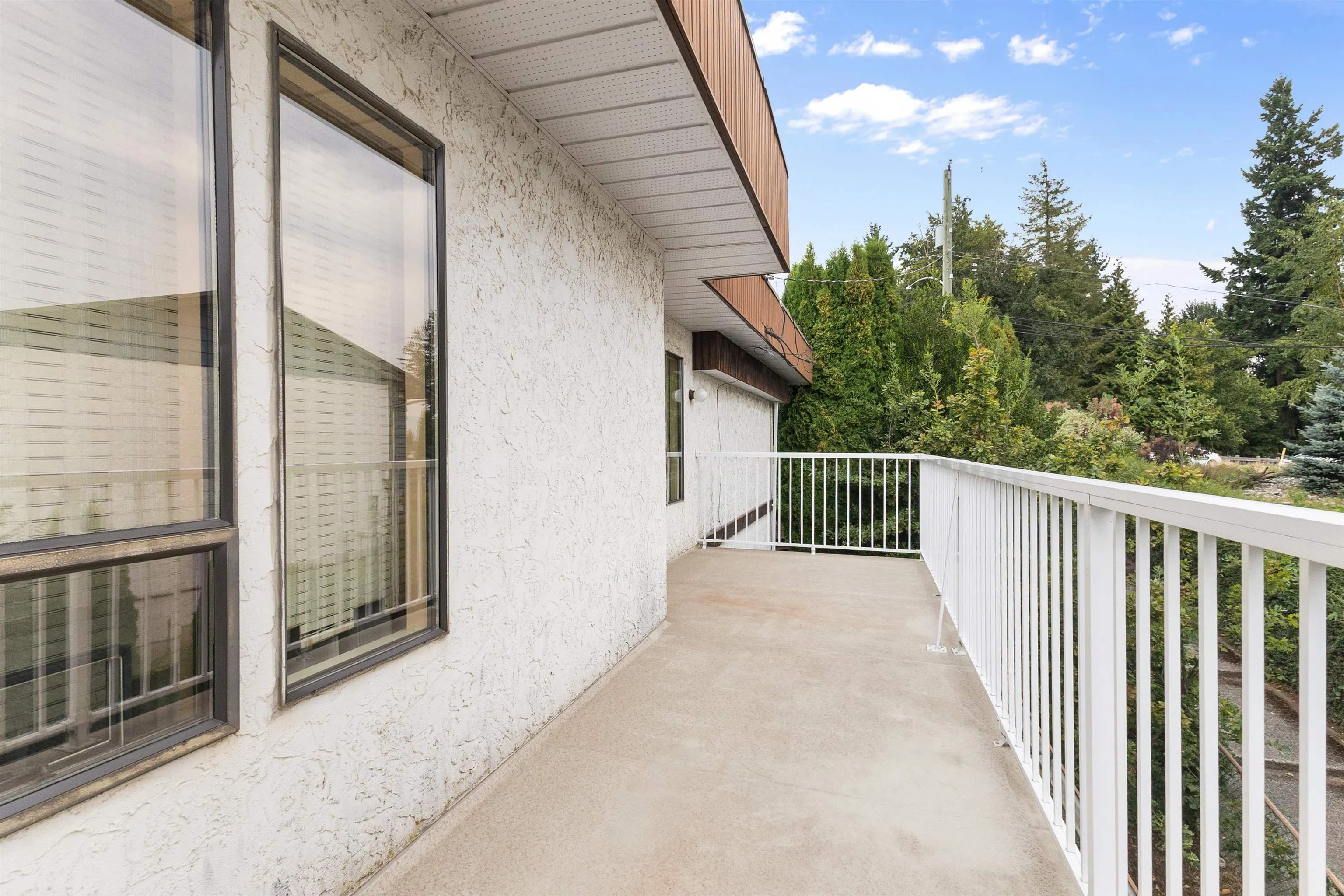 2241 Bevan Crescent