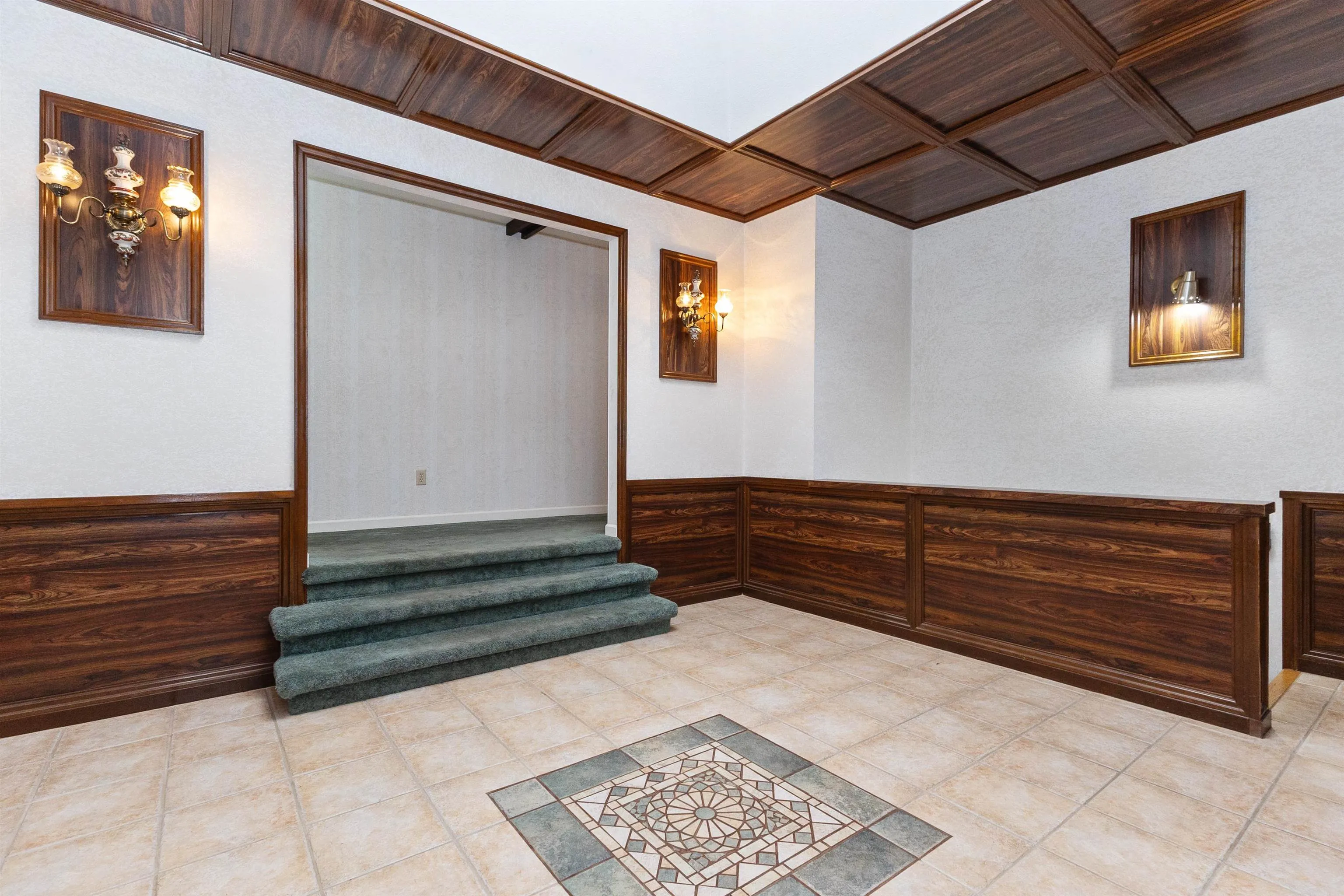 2241 Bevan Crescent