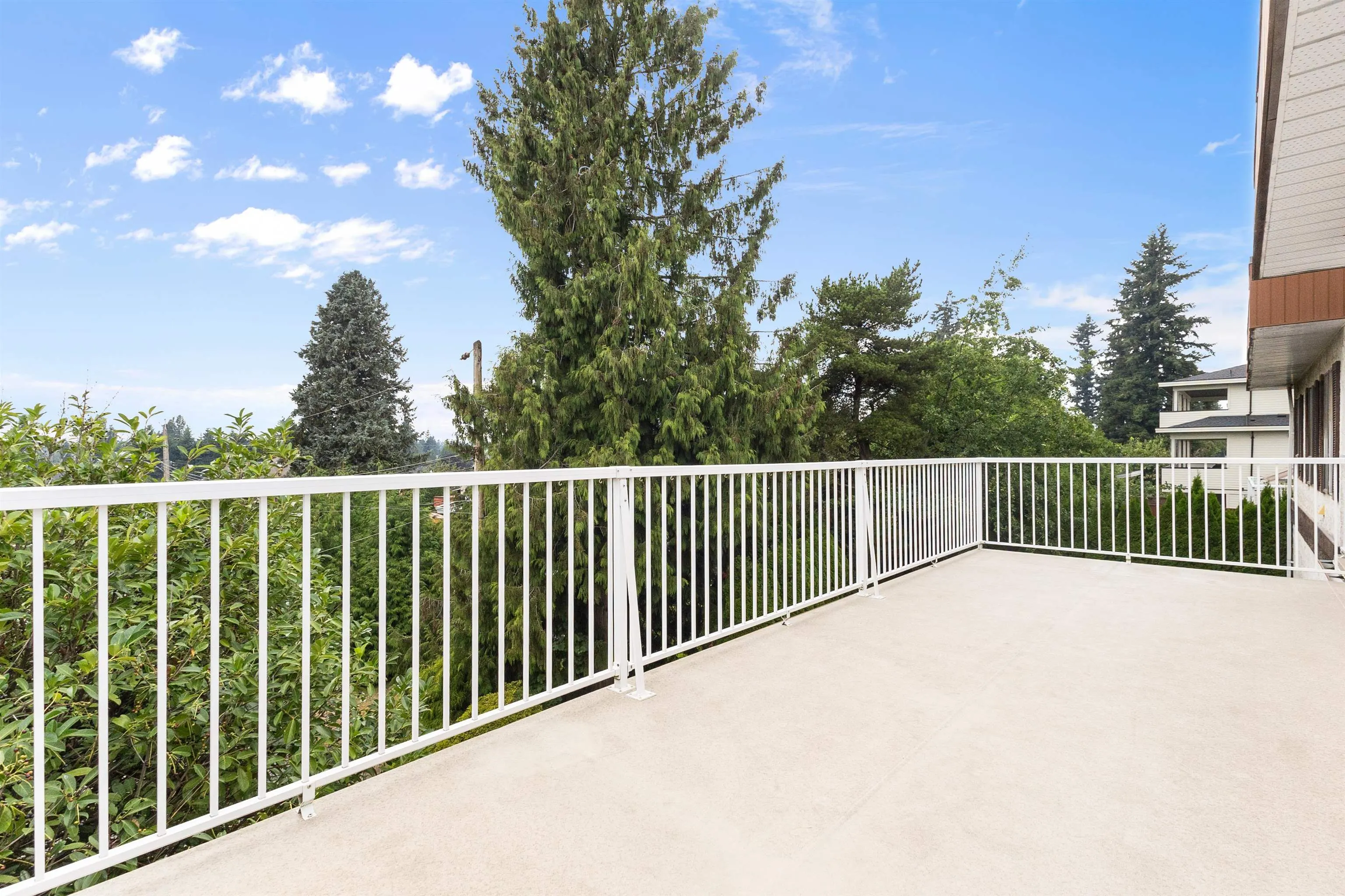 2241 Bevan Crescent