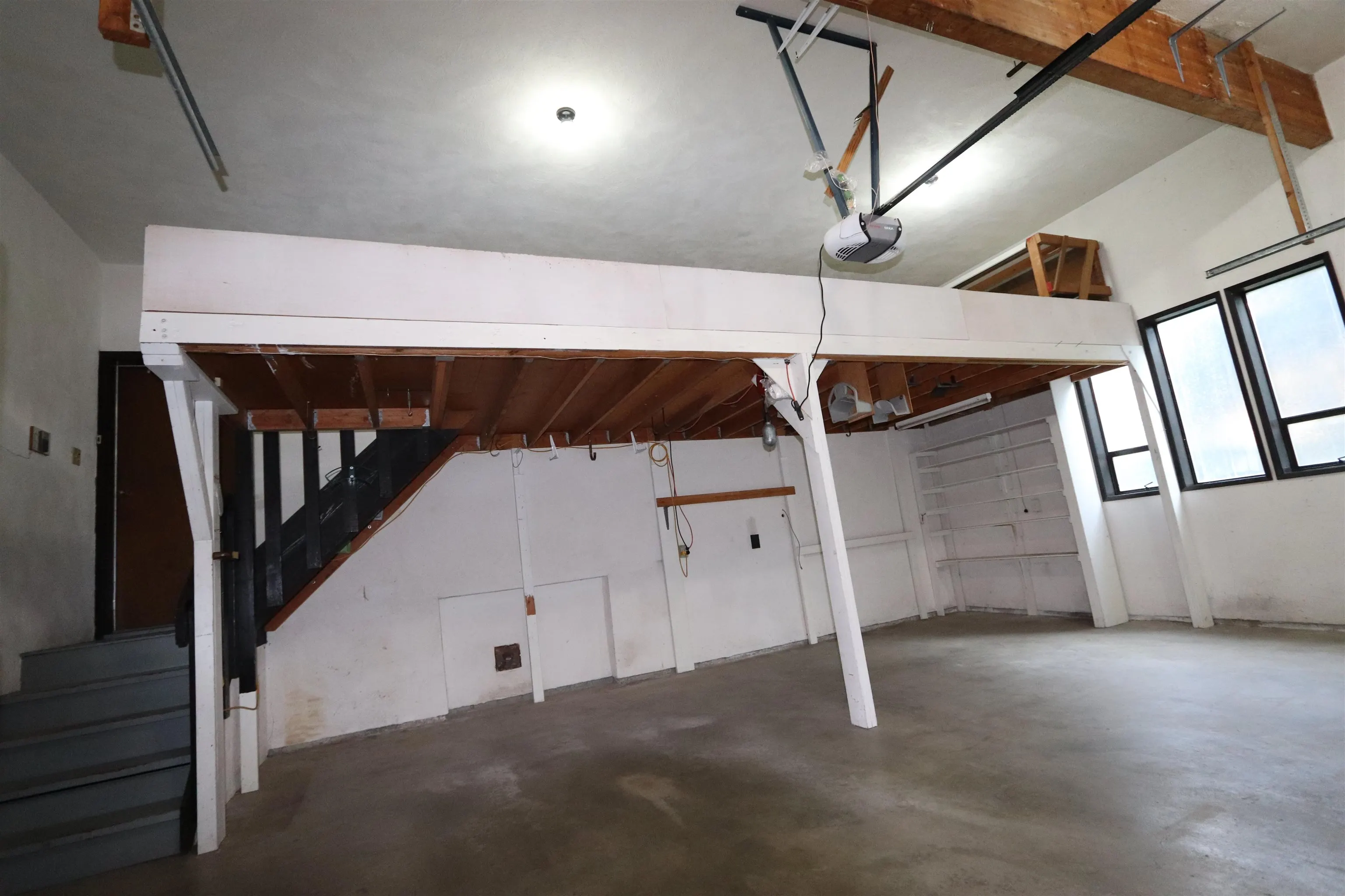 2241 Bevan Crescent
