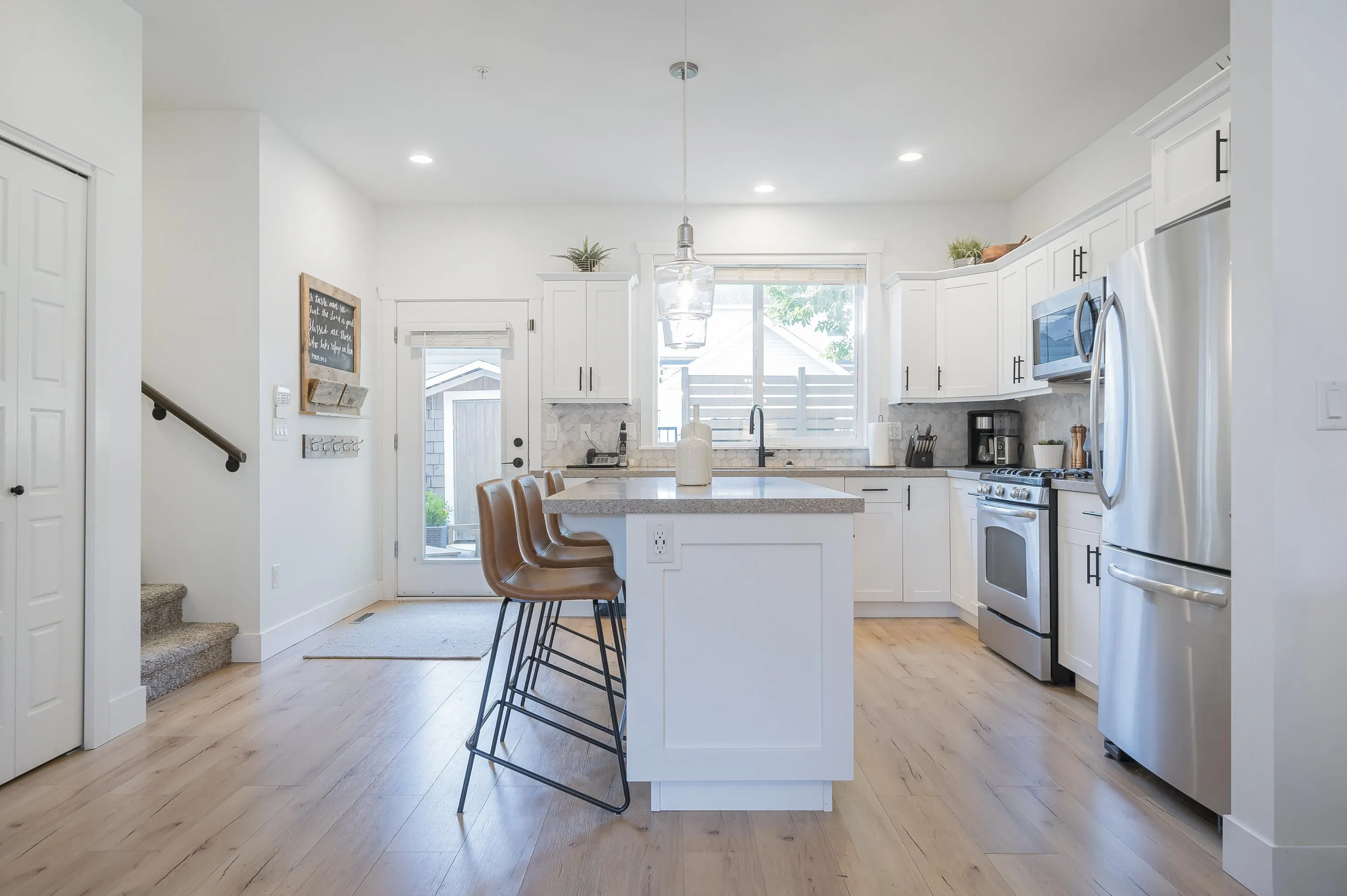 21080 80 Avenue