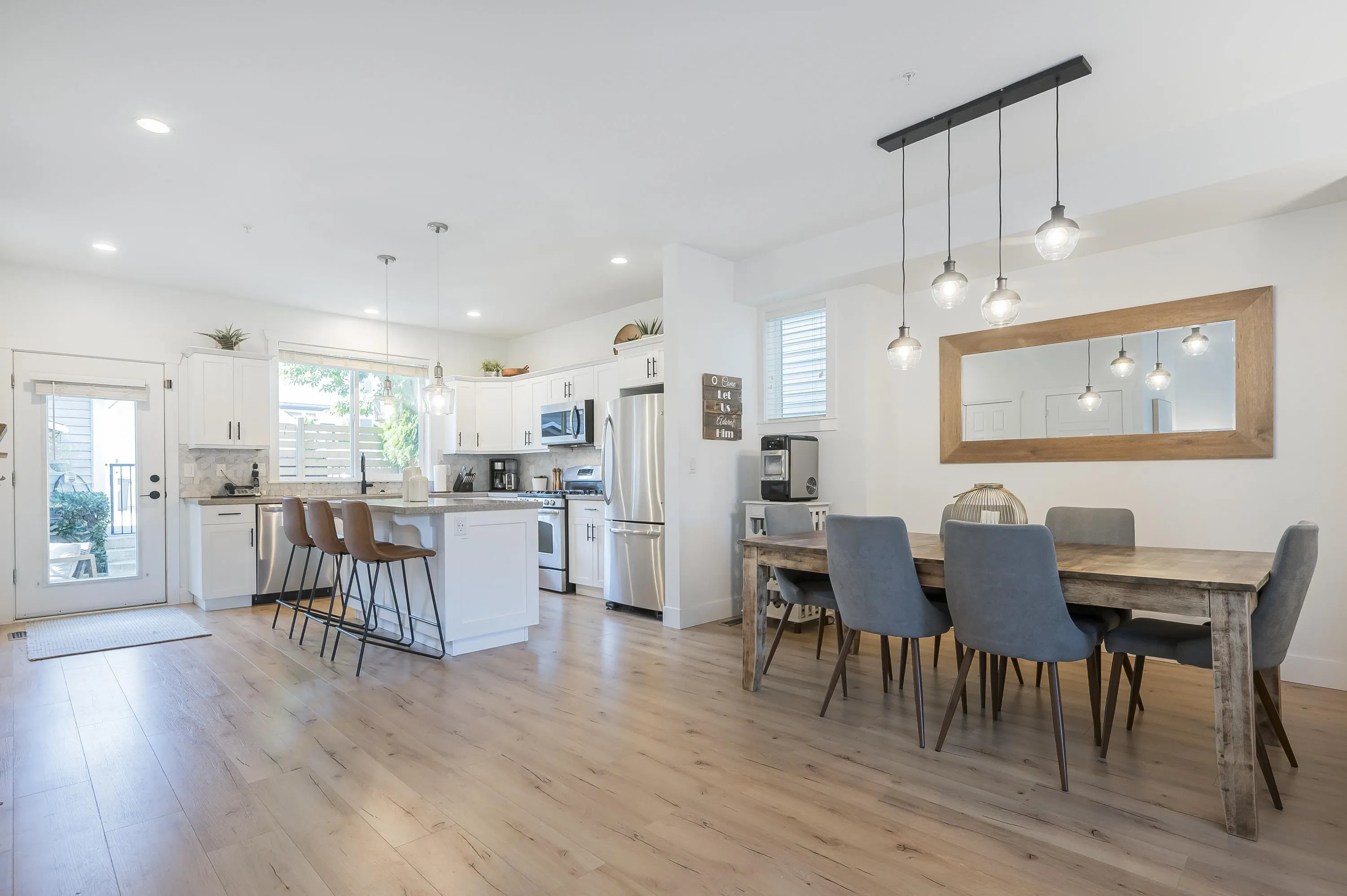 21080 80 Avenue
