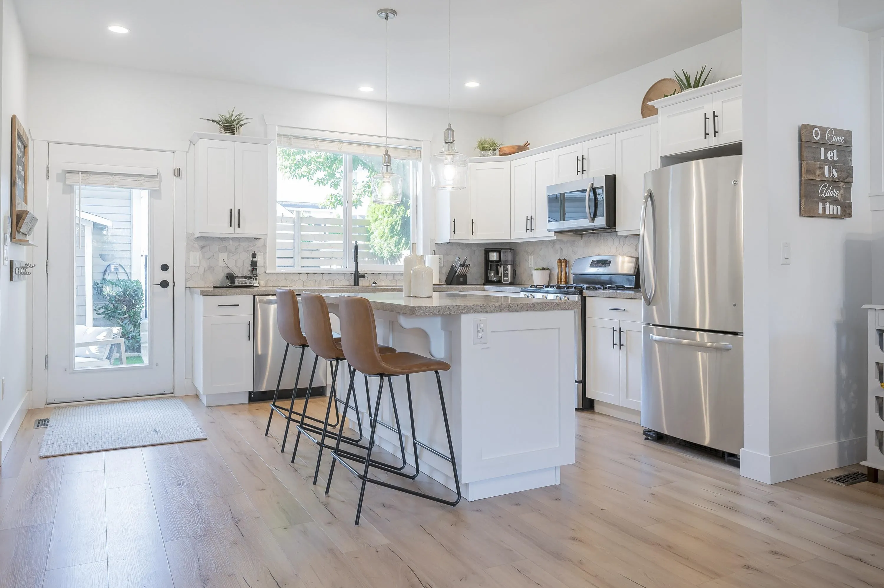 21080 80 Avenue
