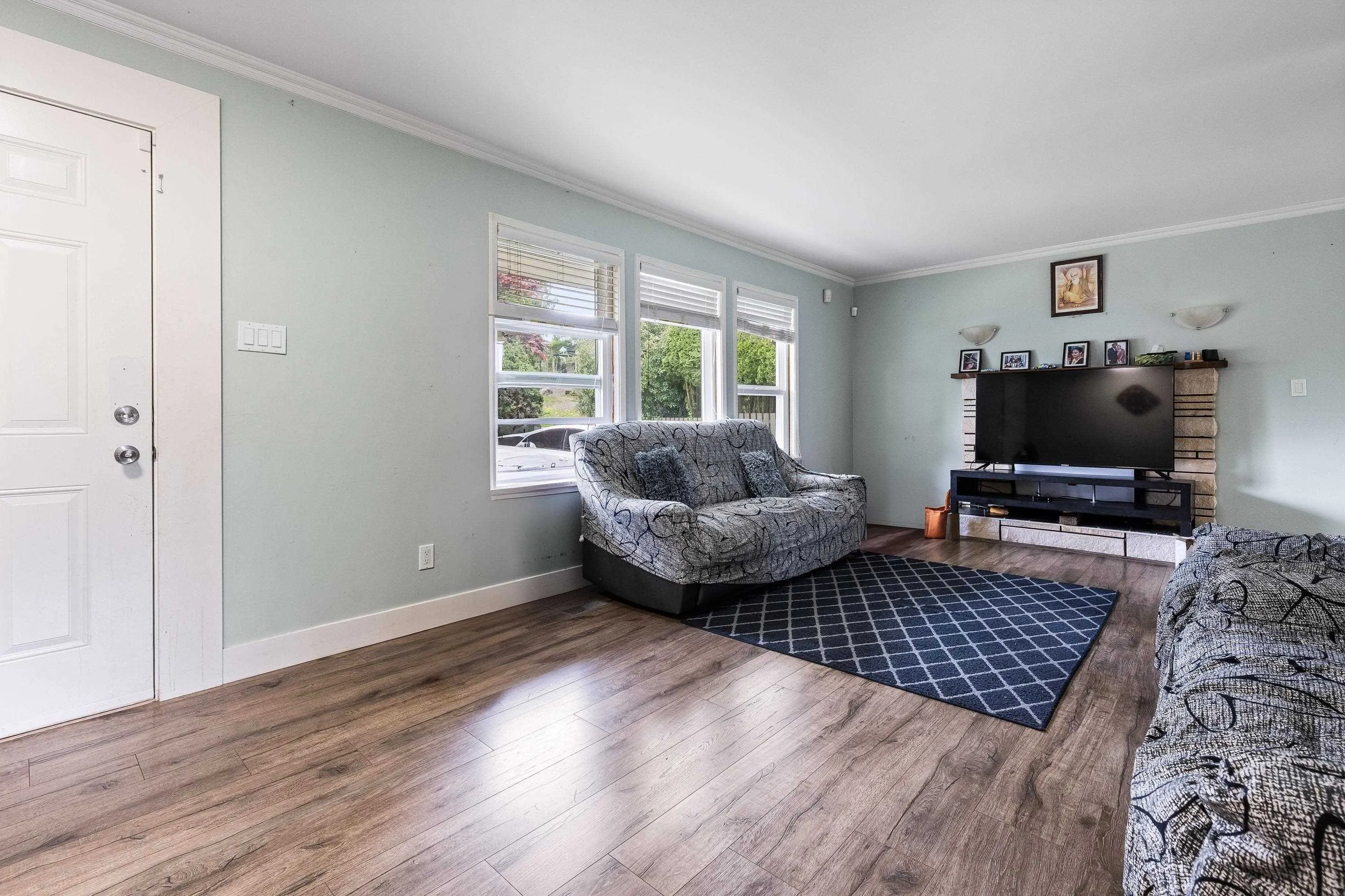 2519 Magnolia Crescent