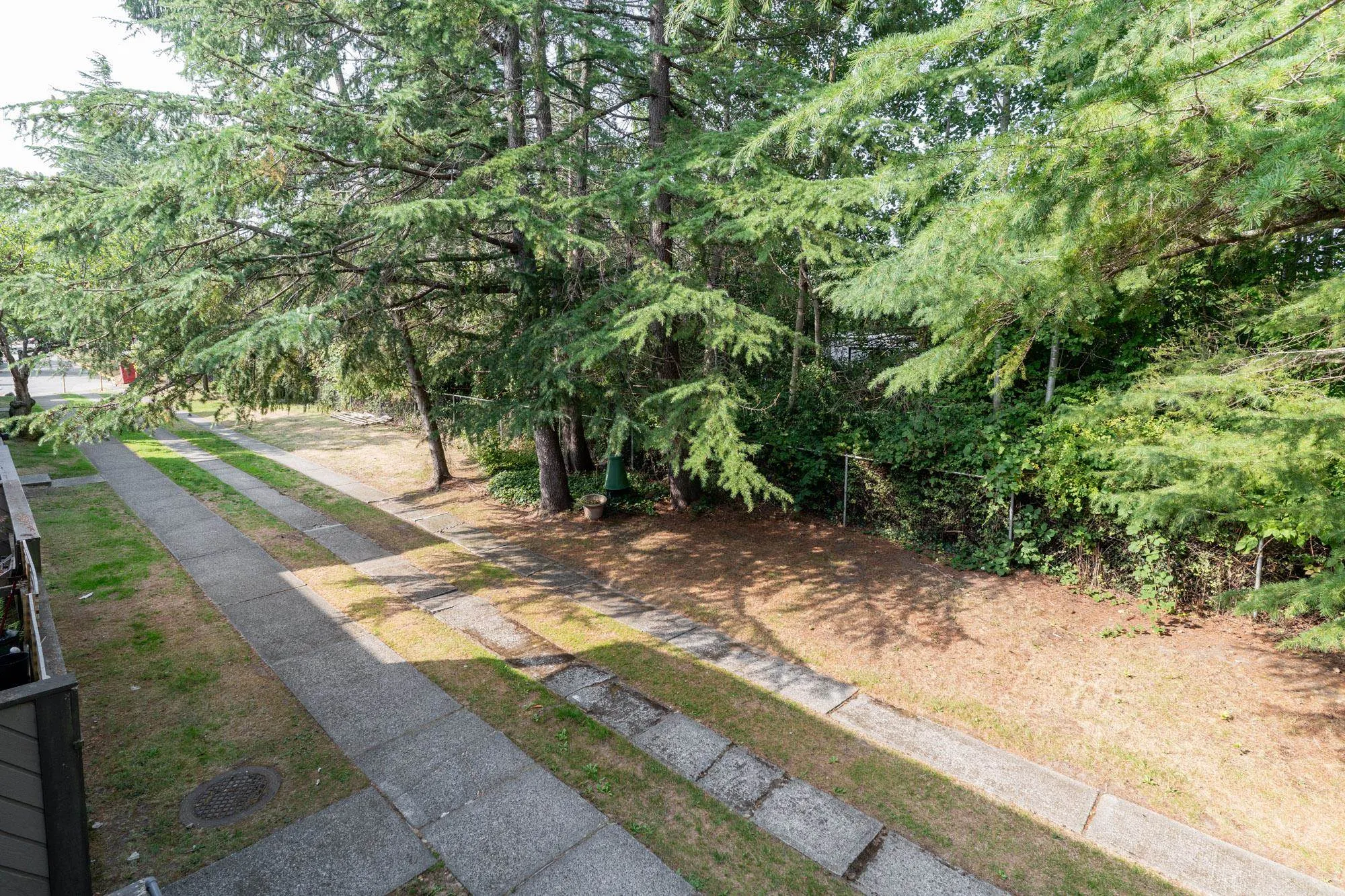 252 5421 10 Avenue