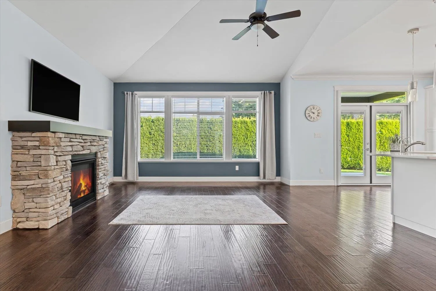 15 45900 South Sumas Road