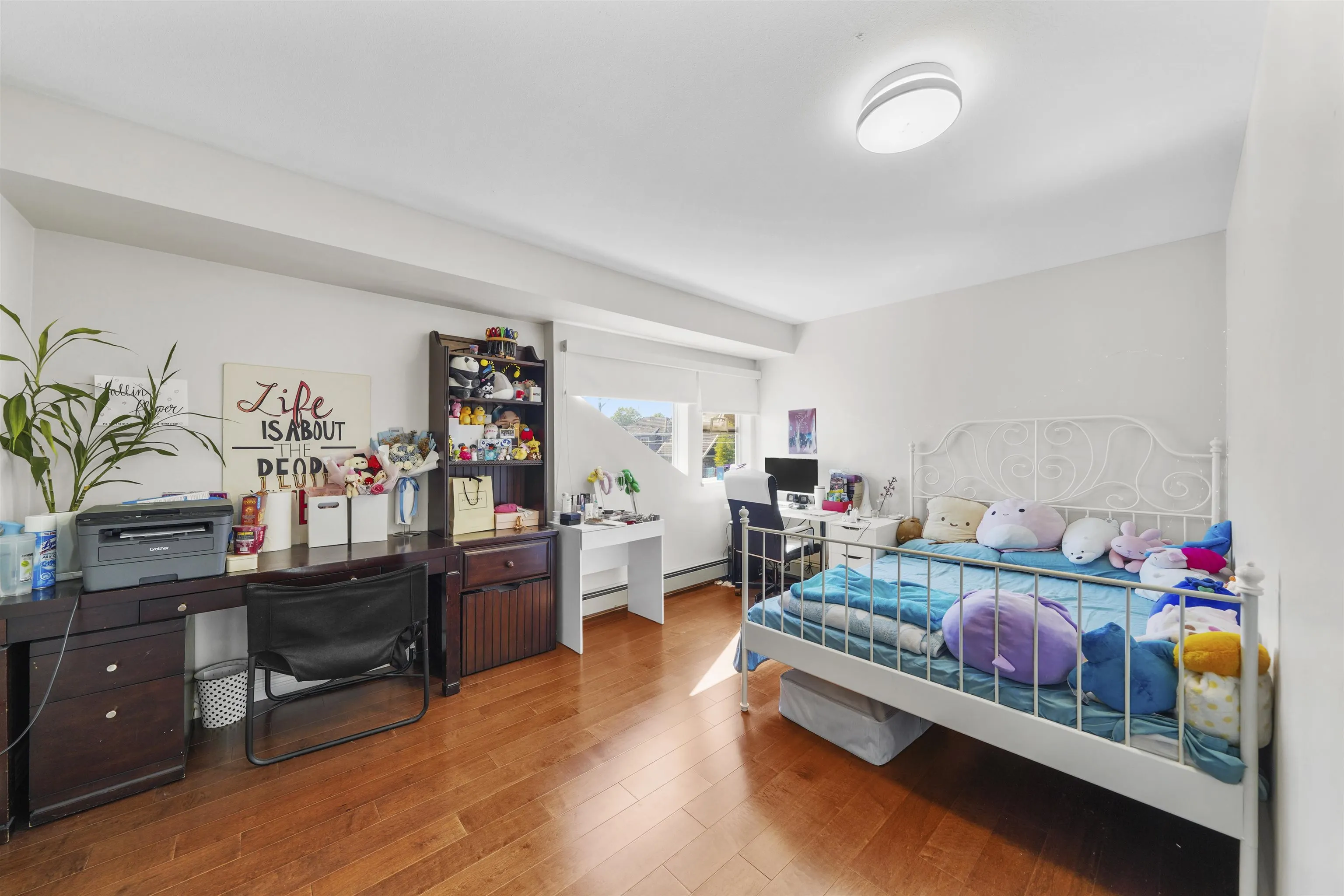 5371 Maple Road