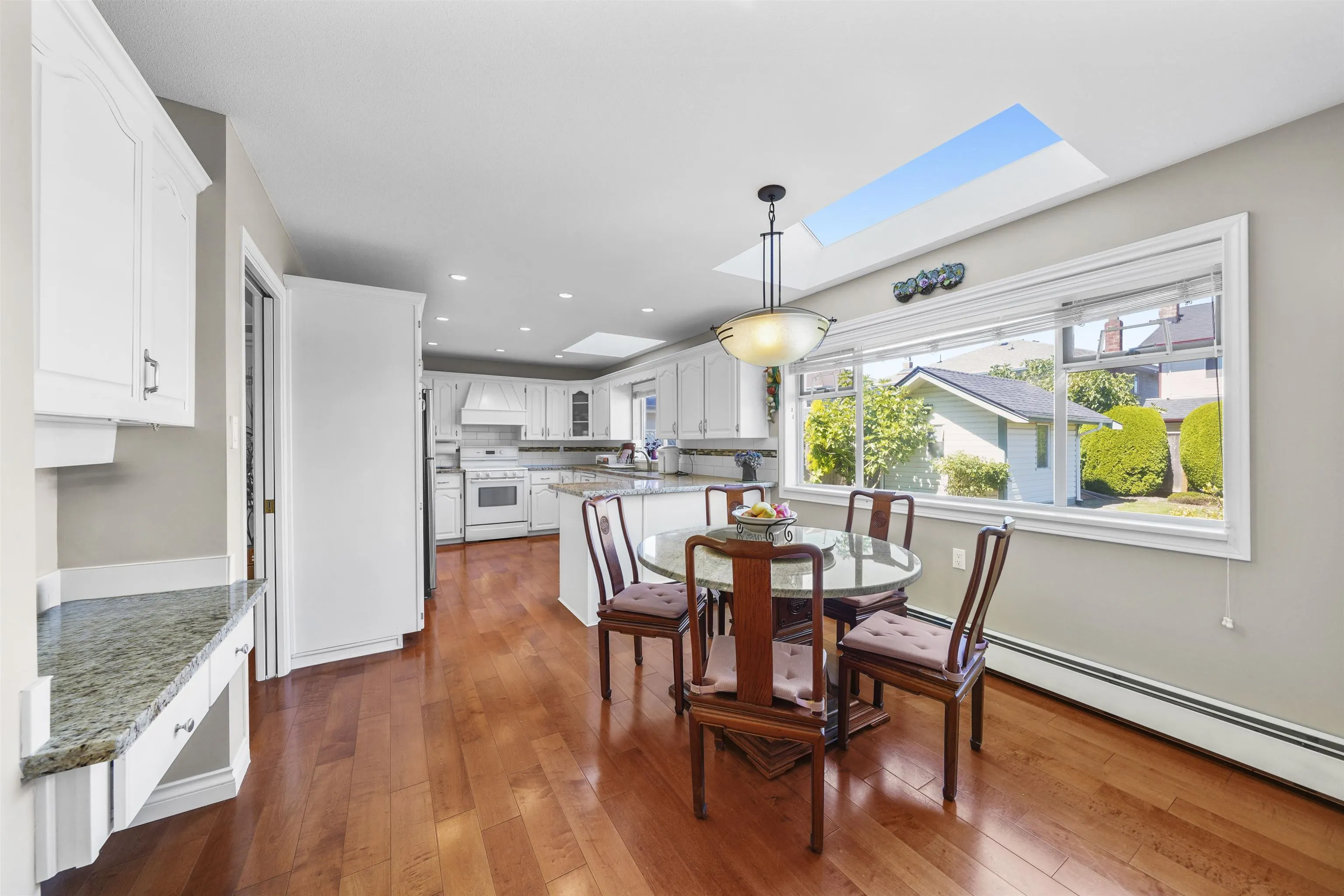 5371 Maple Road