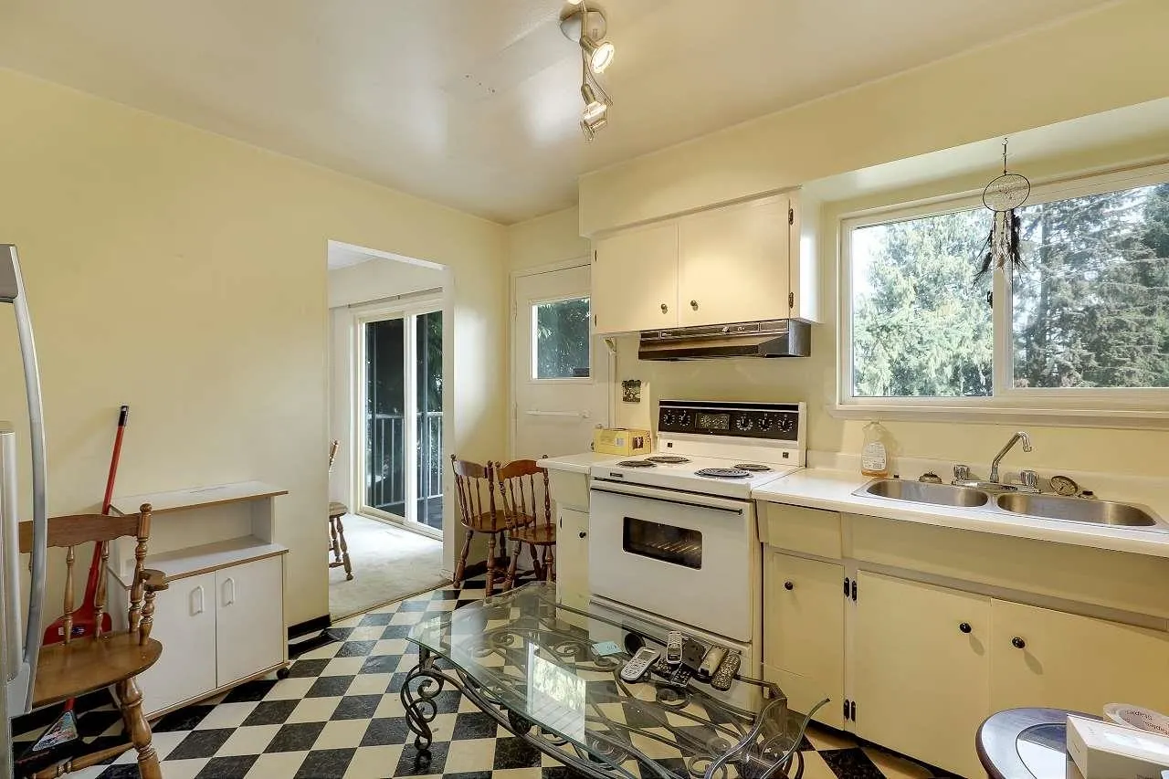 14069 115a Avenue
