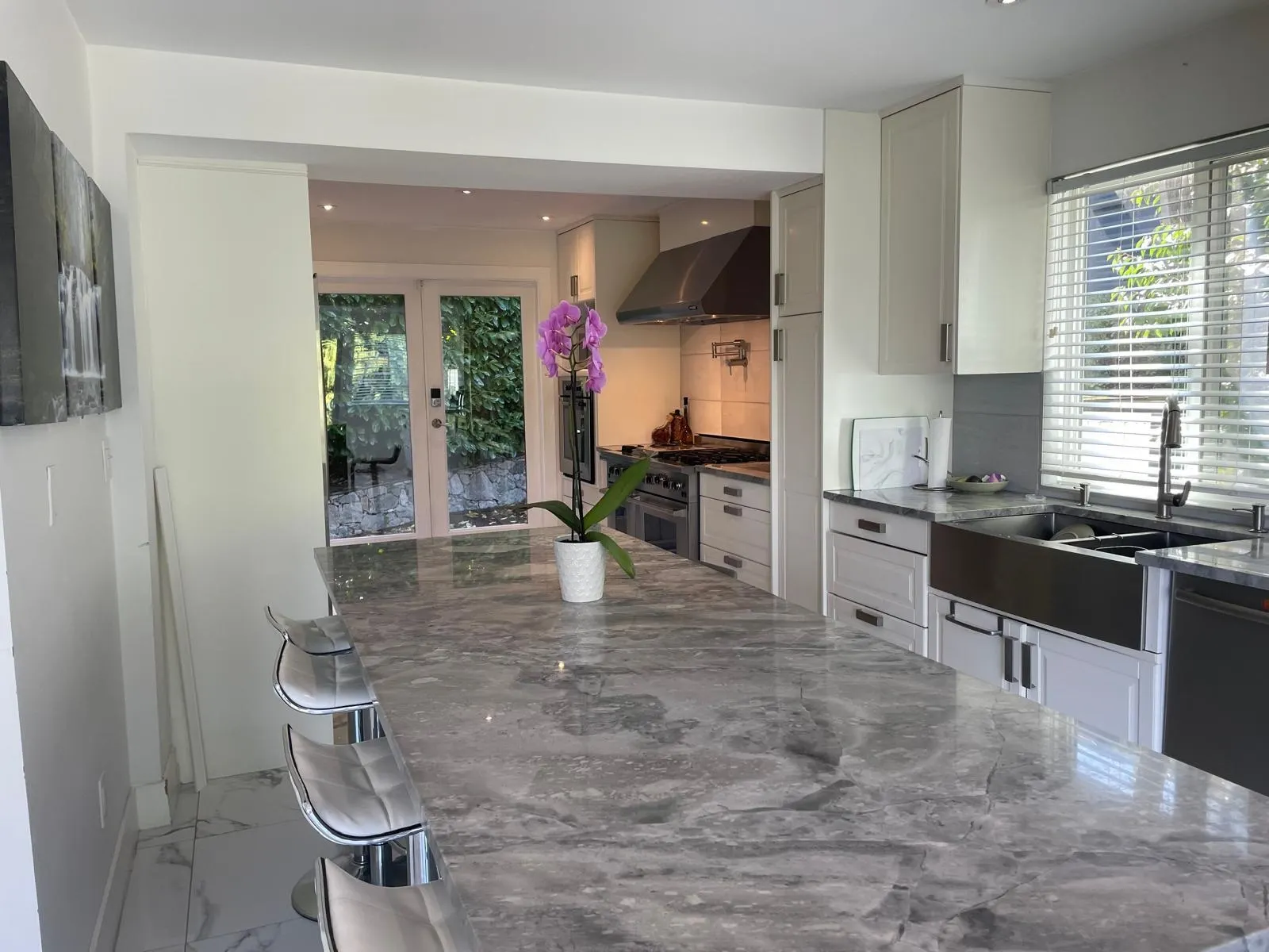 6446 Marine Drive