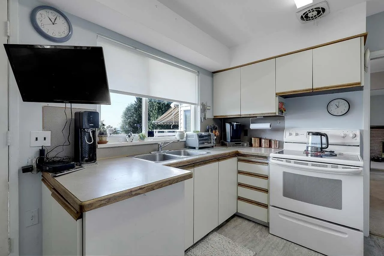 203 East 26th Street
