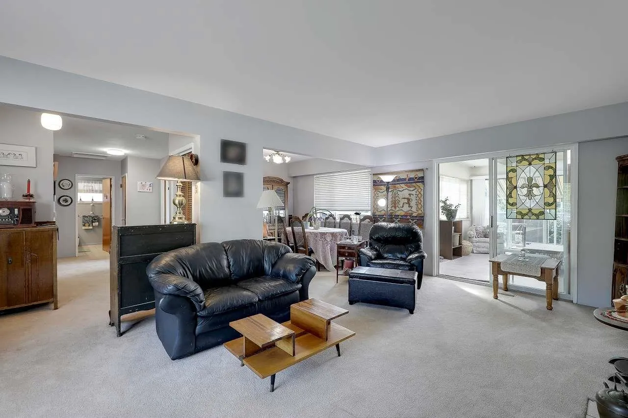 203 East 26th Street
