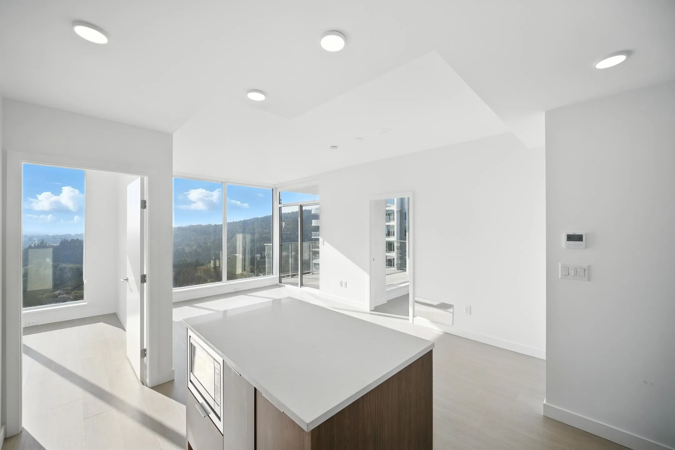 1601 699 Whiting Way