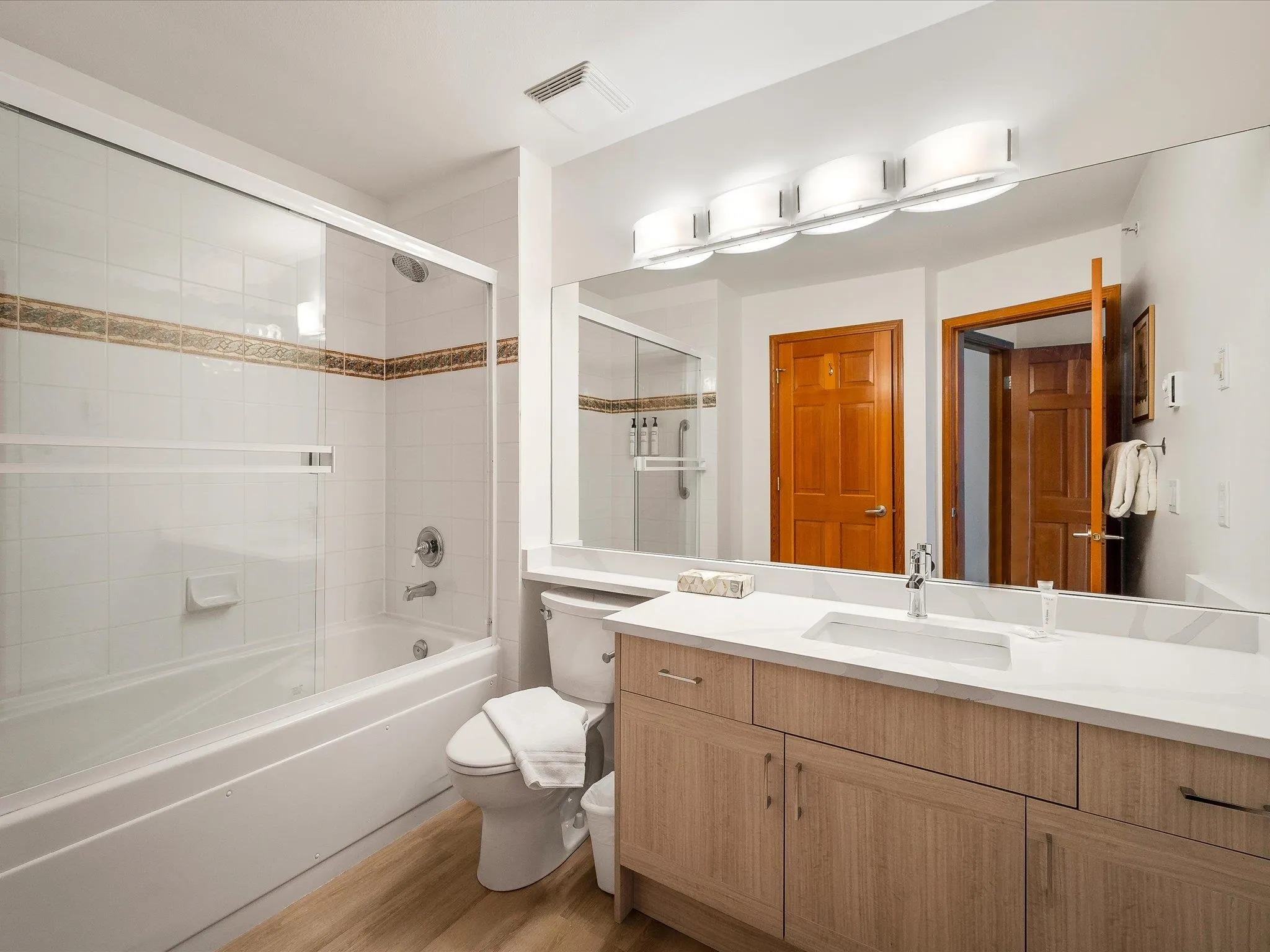 30 (50) 4355 Northlands Boulevard