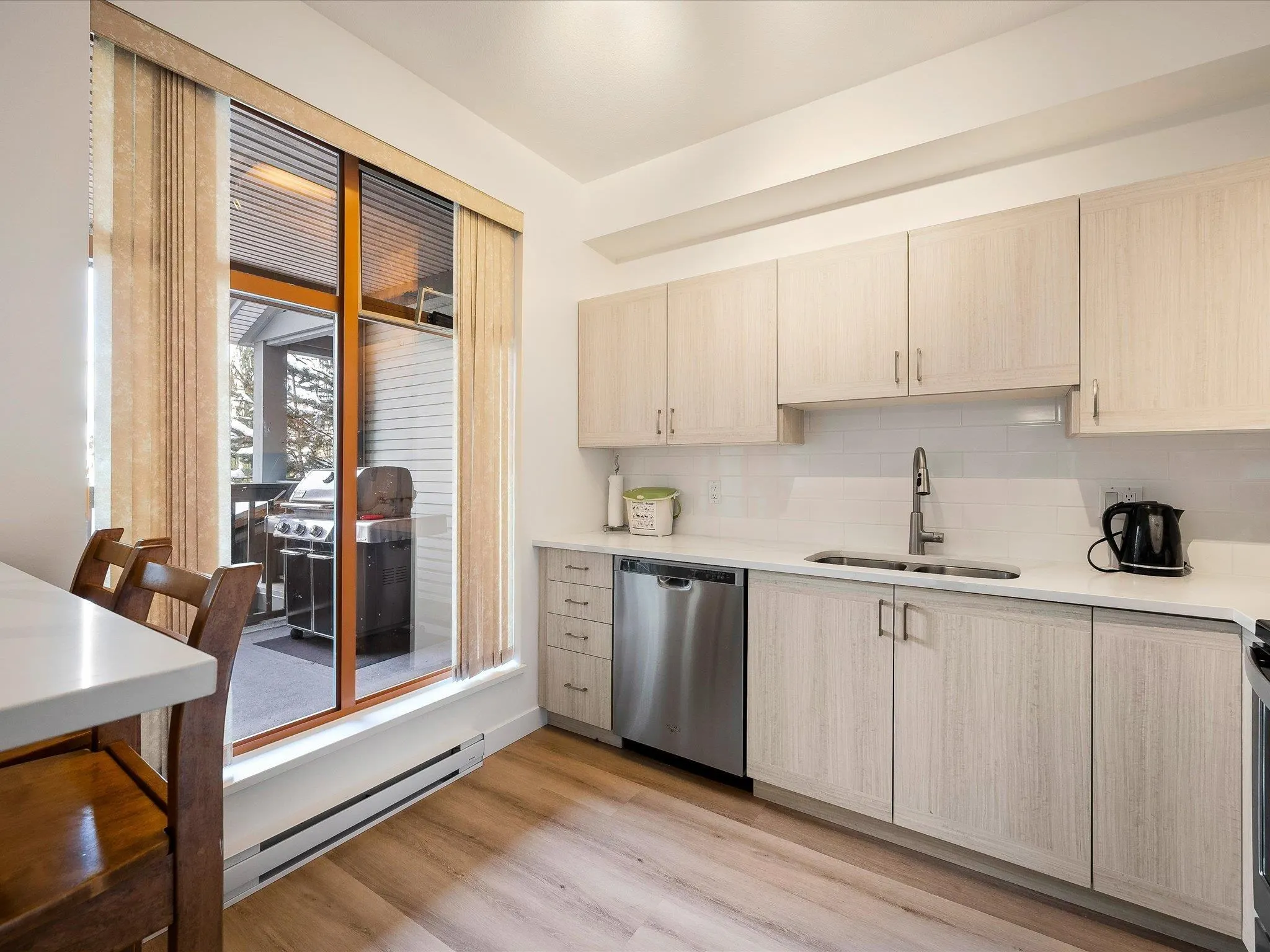 30 (50) 4355 Northlands Boulevard