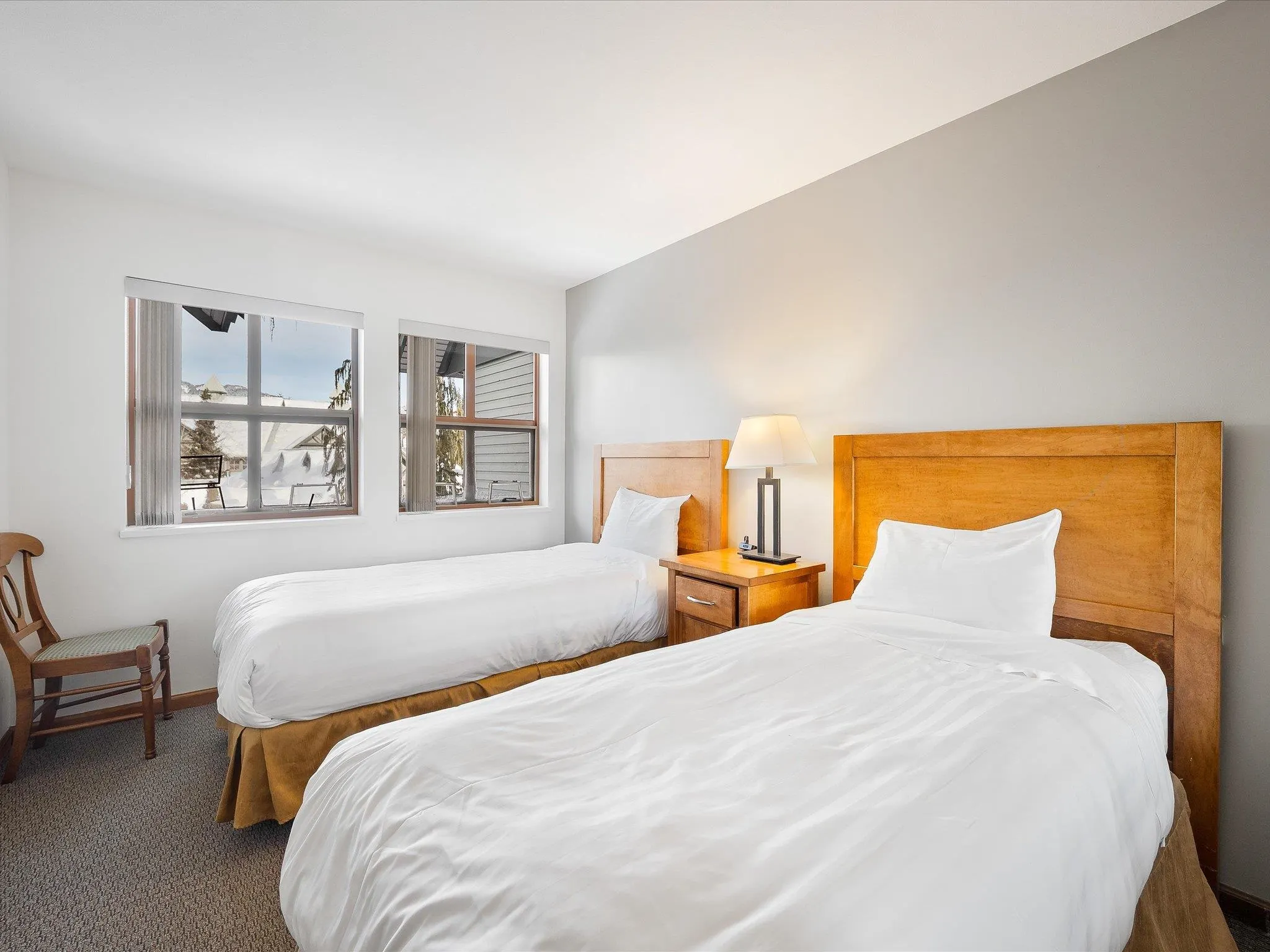 30 (50) 4355 Northlands Boulevard