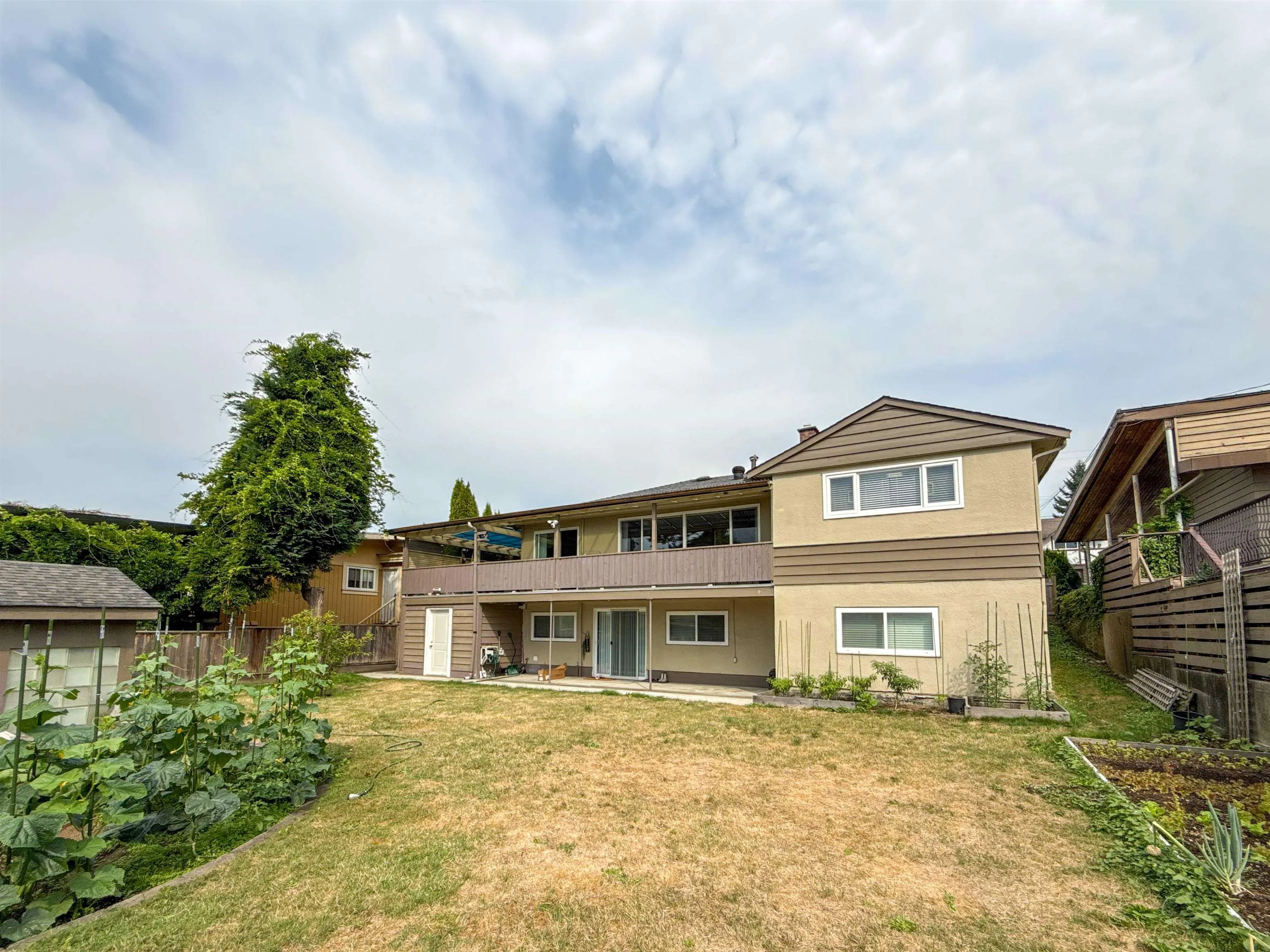 652 Shaw Avenue