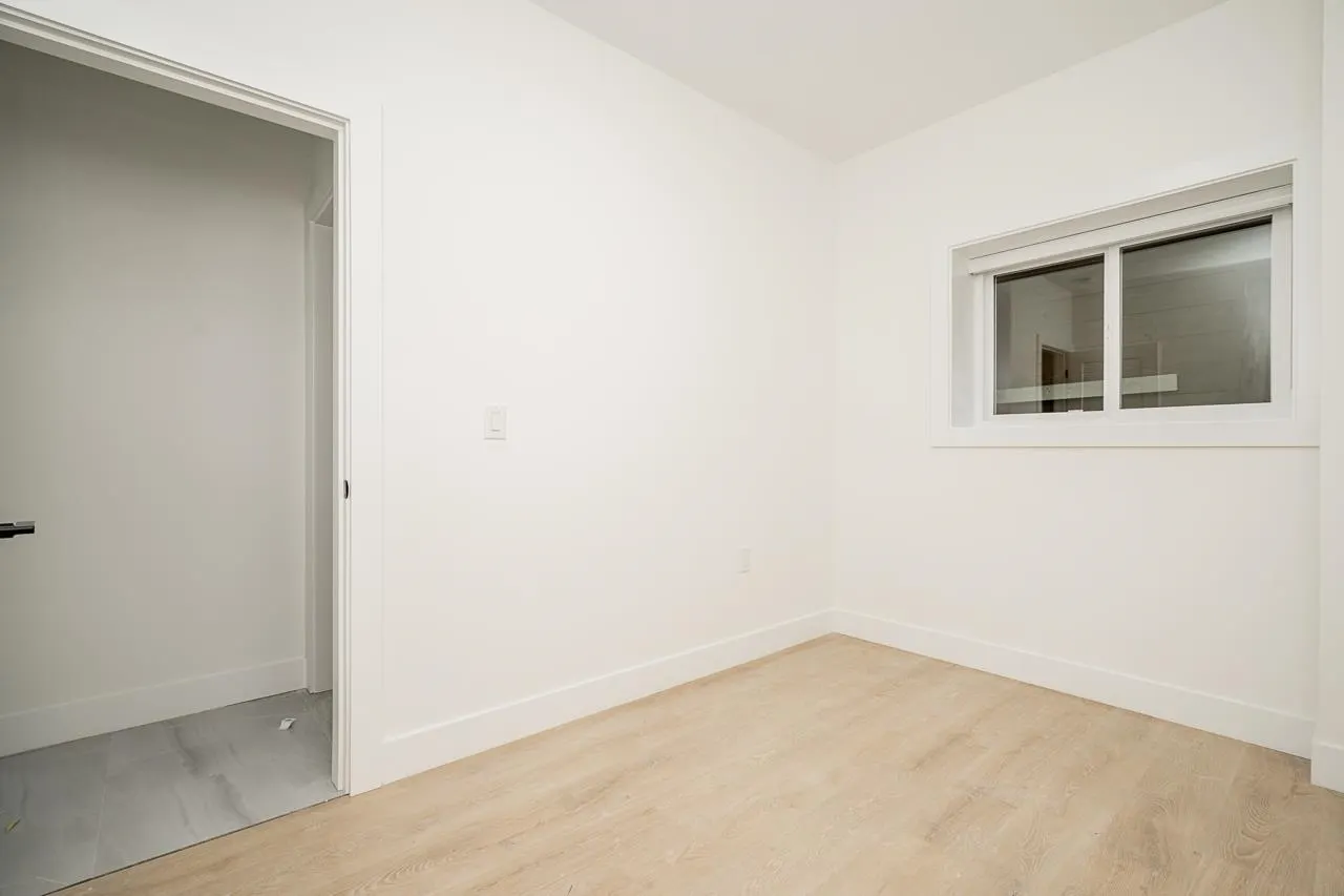 BASEMENT 1929 168 Street
