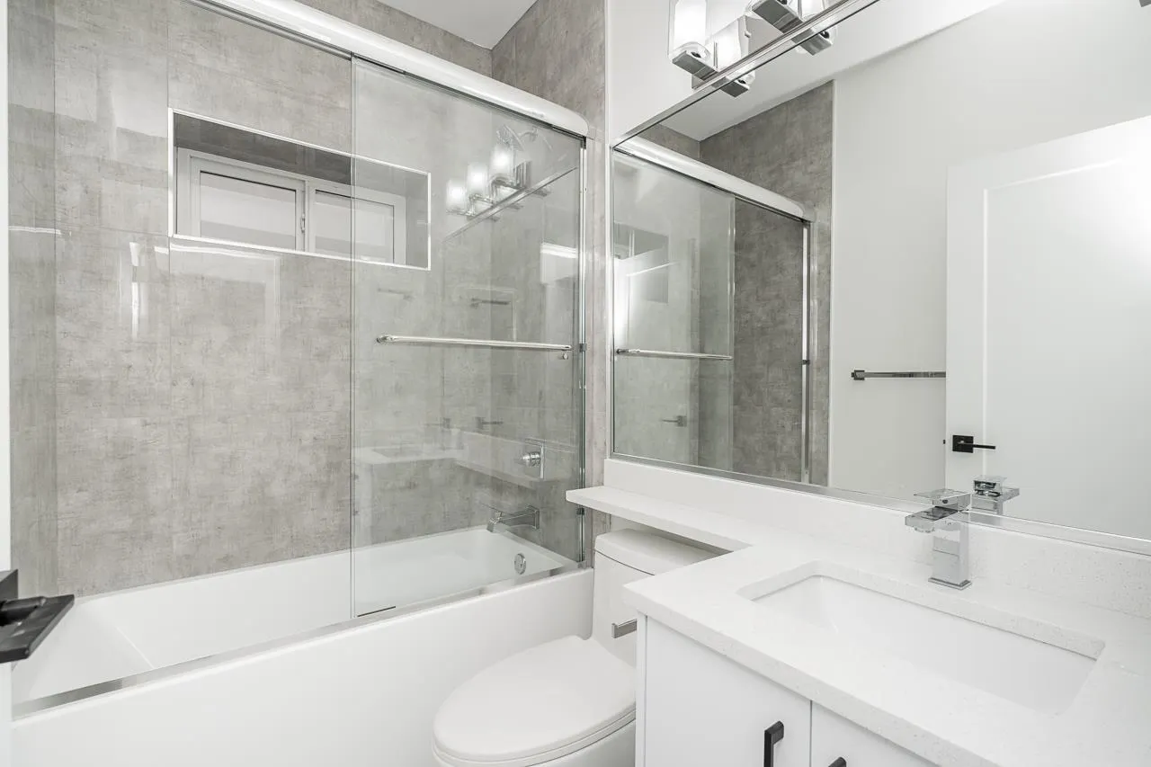 BASEMENT 1929 168 Street