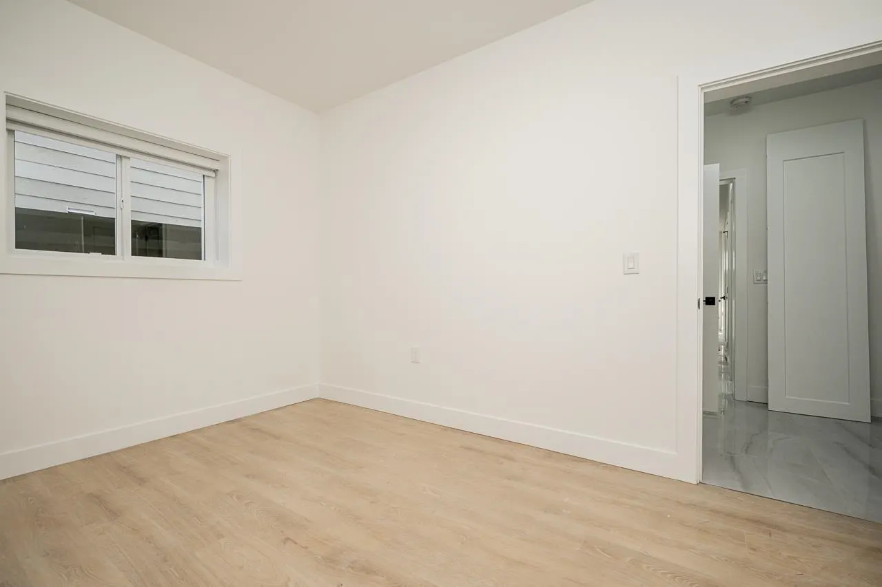 BASEMENT 1929 168 Street
